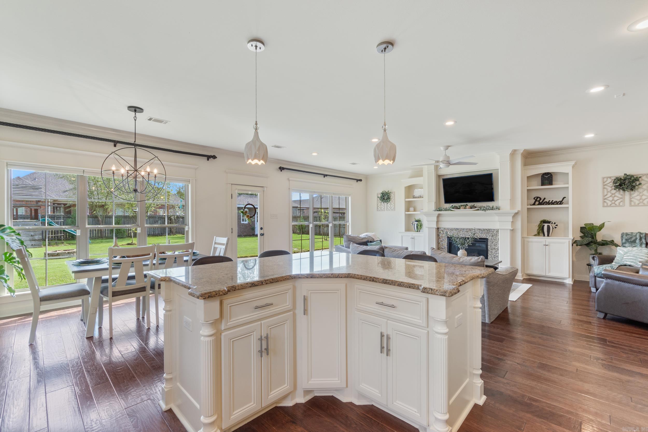 220 CHAPEL CREEK DRIVE