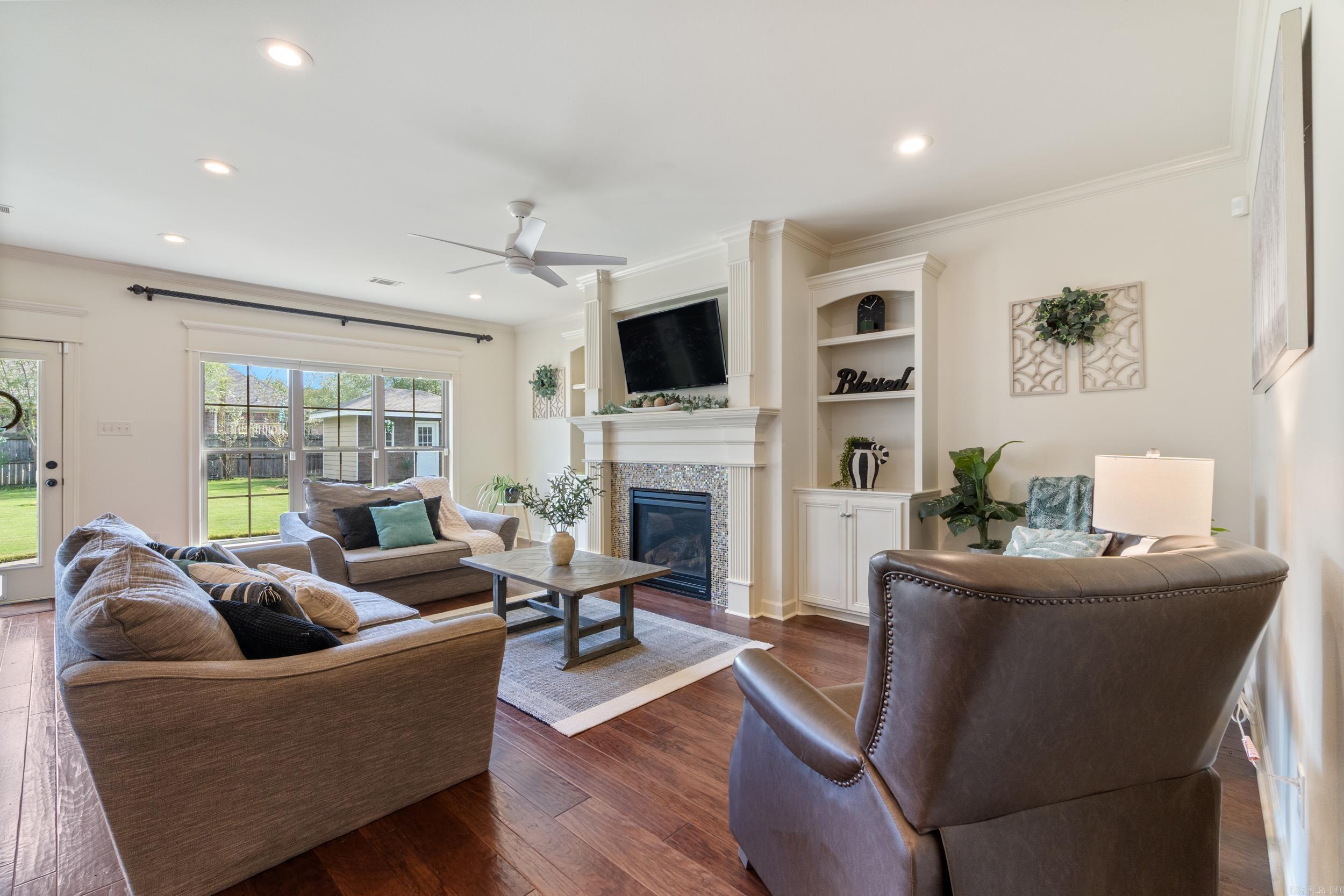 220 CHAPEL CREEK DRIVE