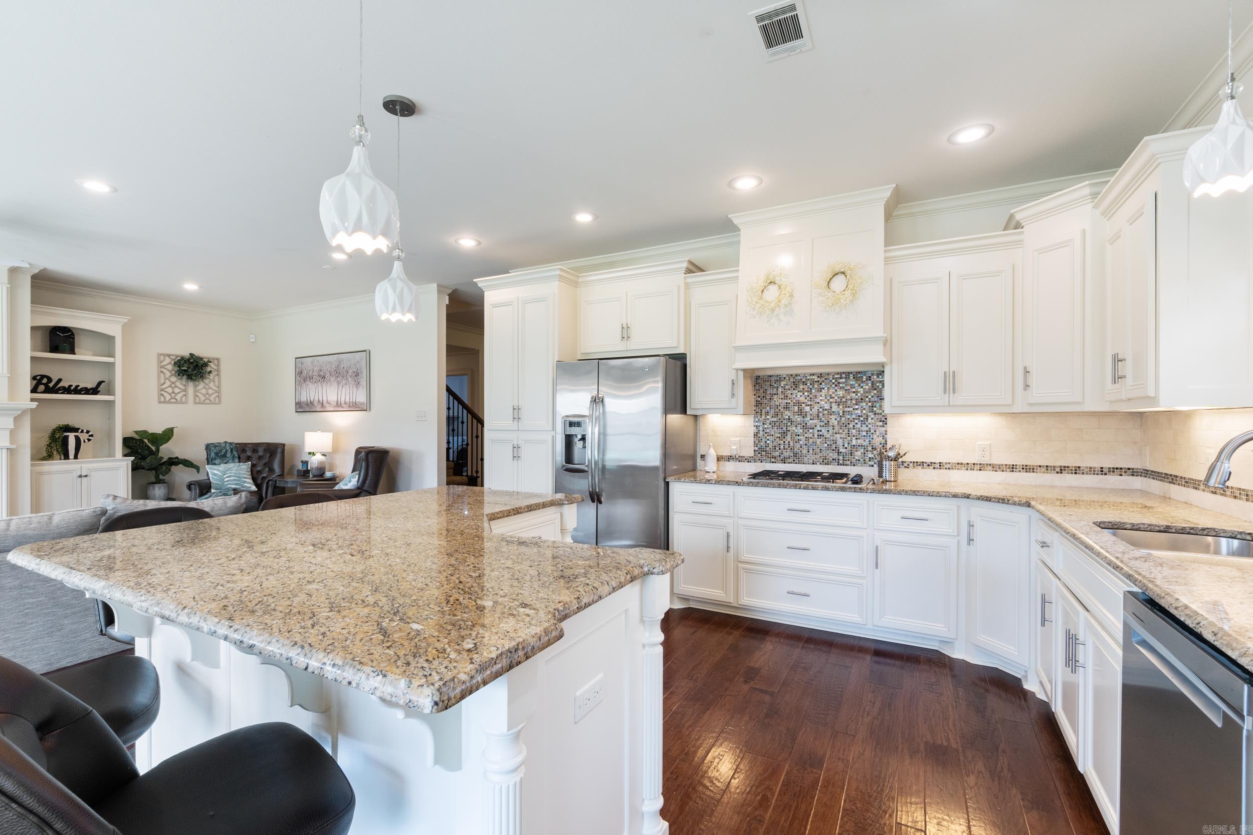 220 CHAPEL CREEK DRIVE