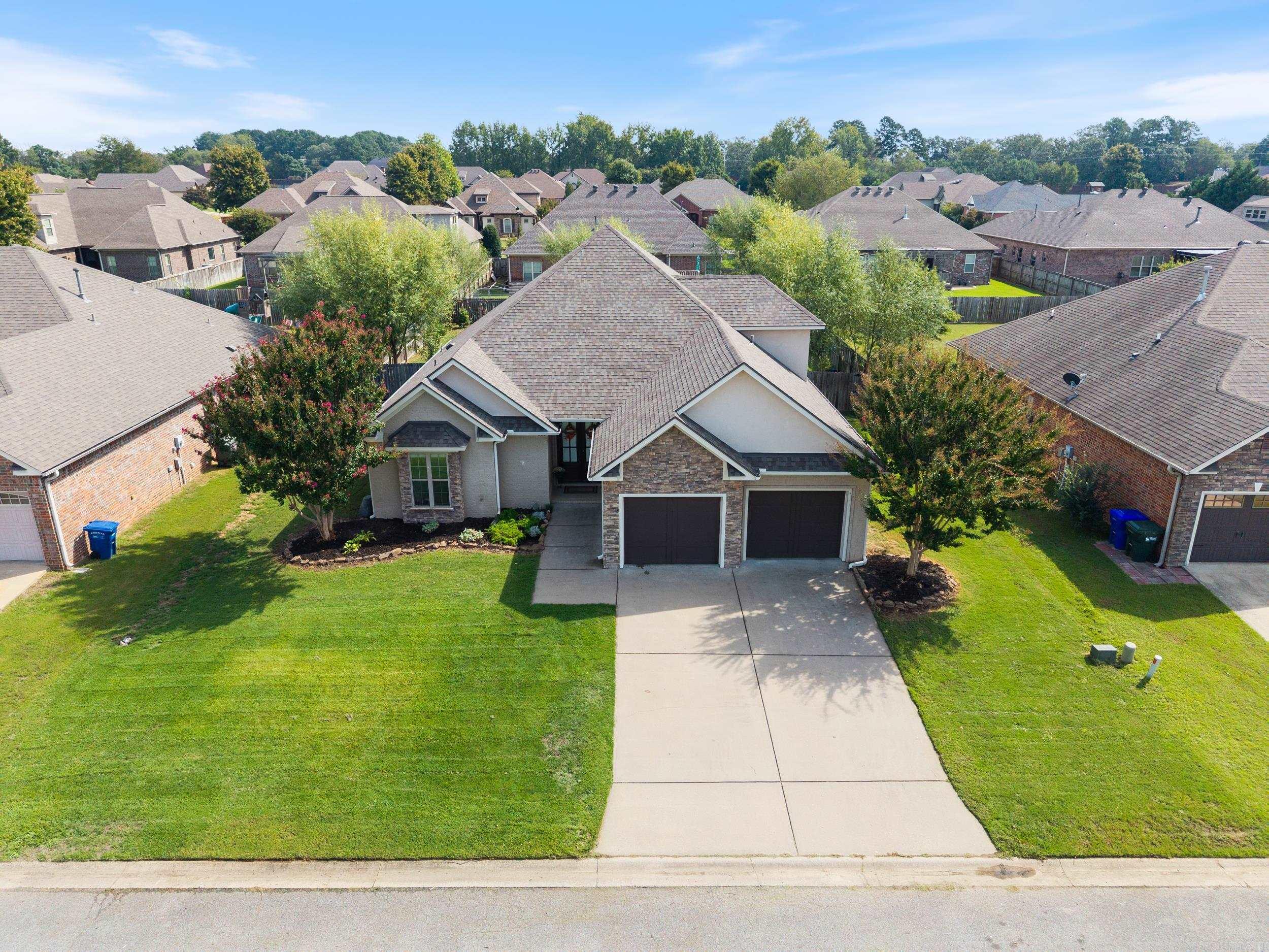 220 CHAPEL CREEK DRIVE