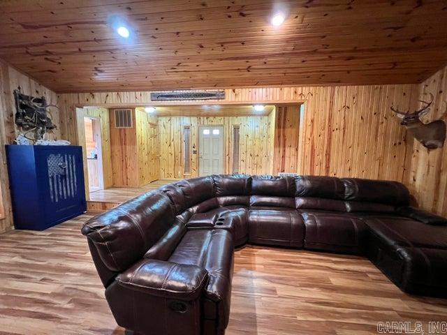 1174 County Road 3335