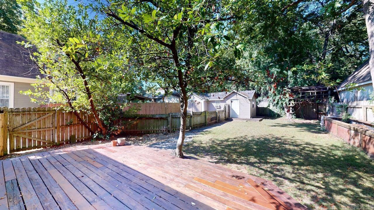 1209 Clifton Street