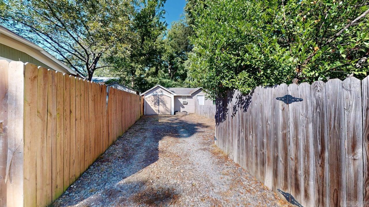 1209 Clifton Street