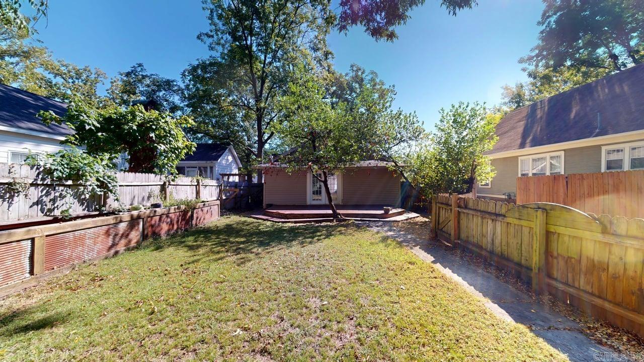 1209 Clifton Street