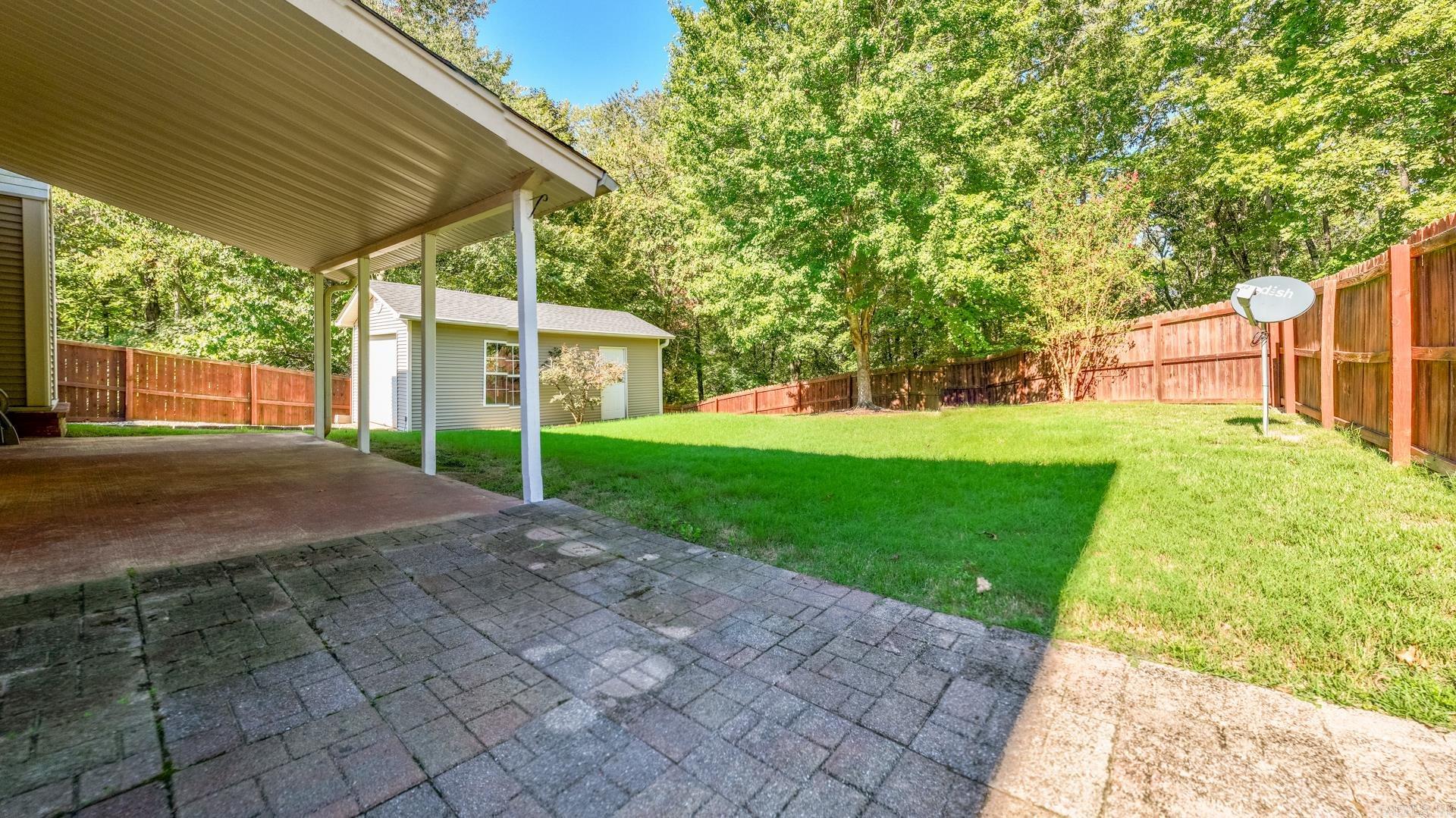 1023 Red Oak Circle