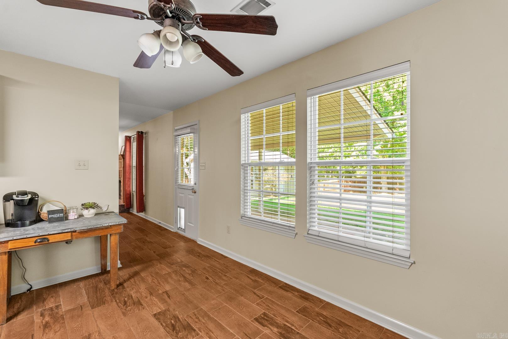 1023 Red Oak Circle