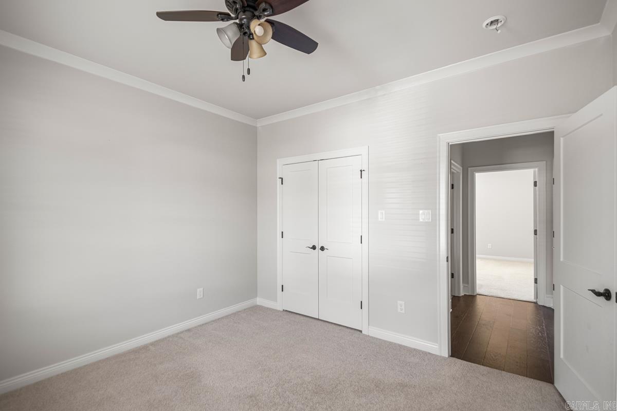 9717 Oak Forest Lane