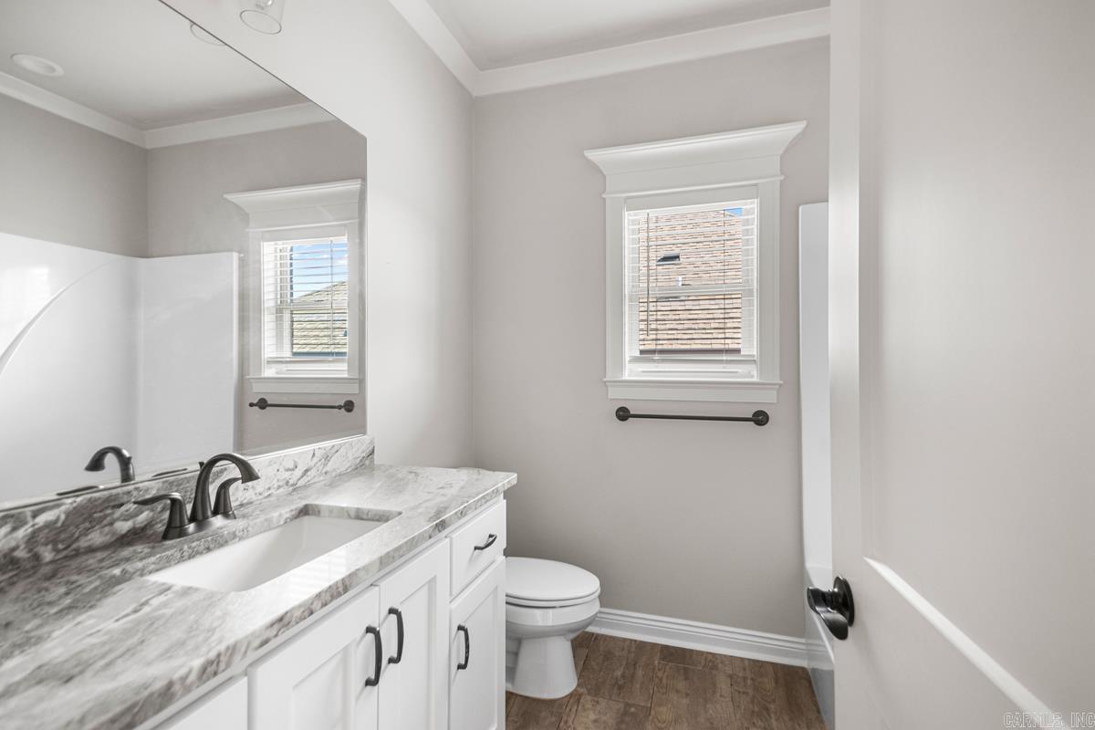 9717 Oak Forest Lane