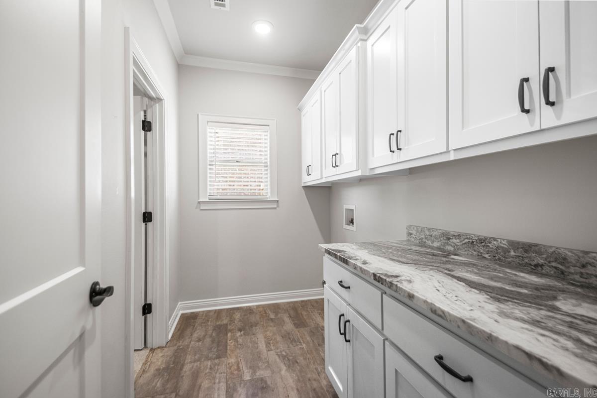 9717 Oak Forest Lane