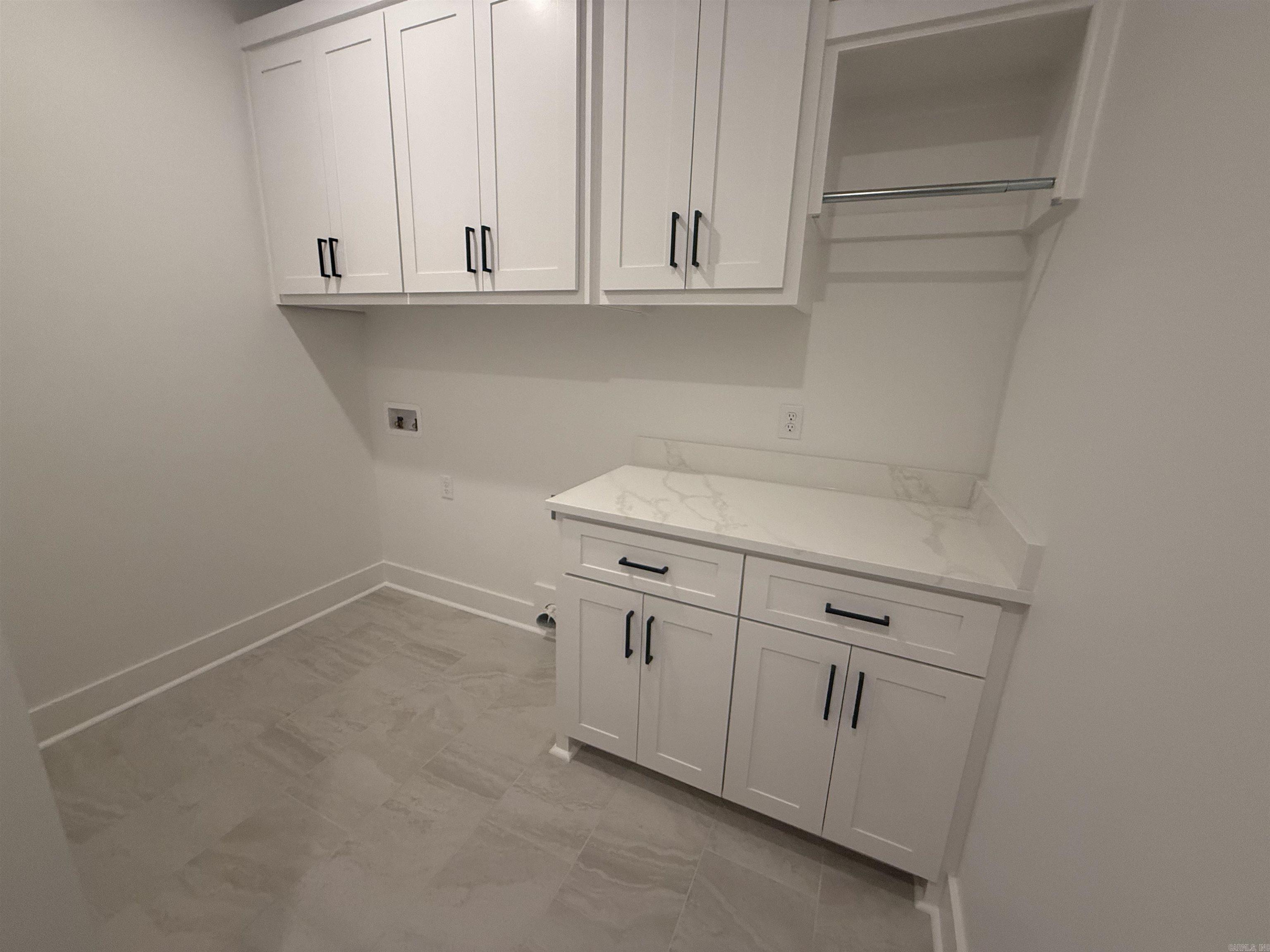 1600 Canyon Maple Cove