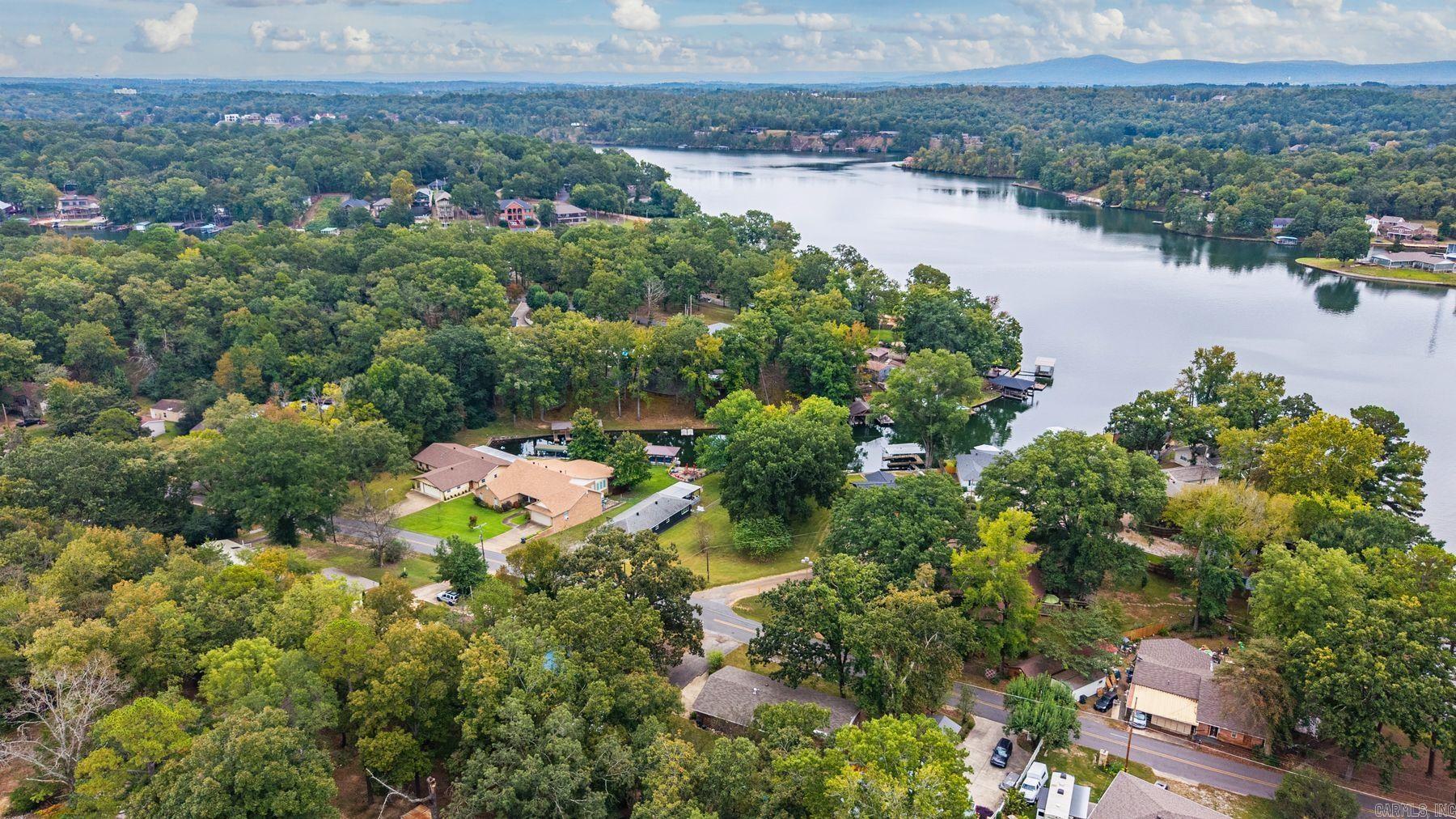 1704 Thornton Ferry Road