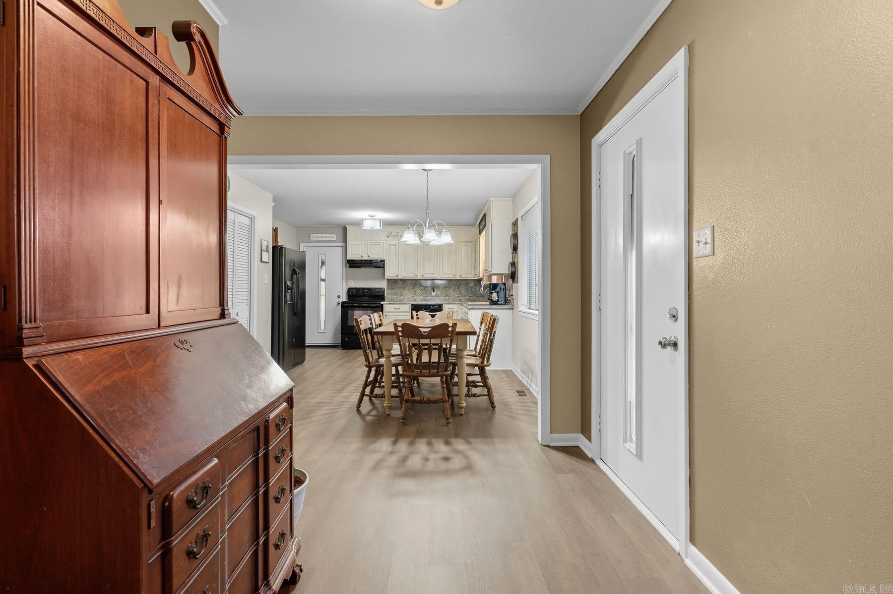 1704 Thornton Ferry Road