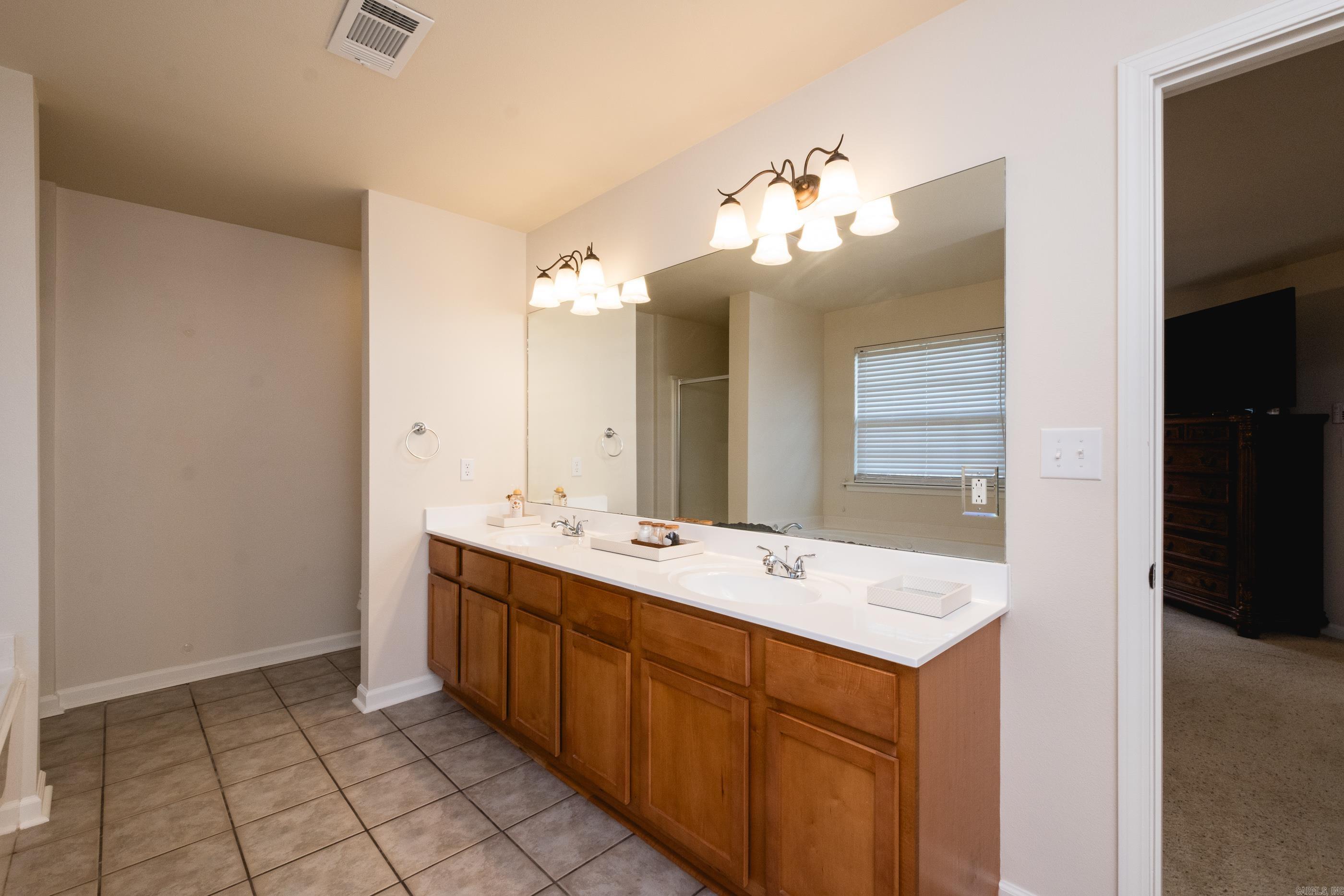 13616 Stonehenge Cove