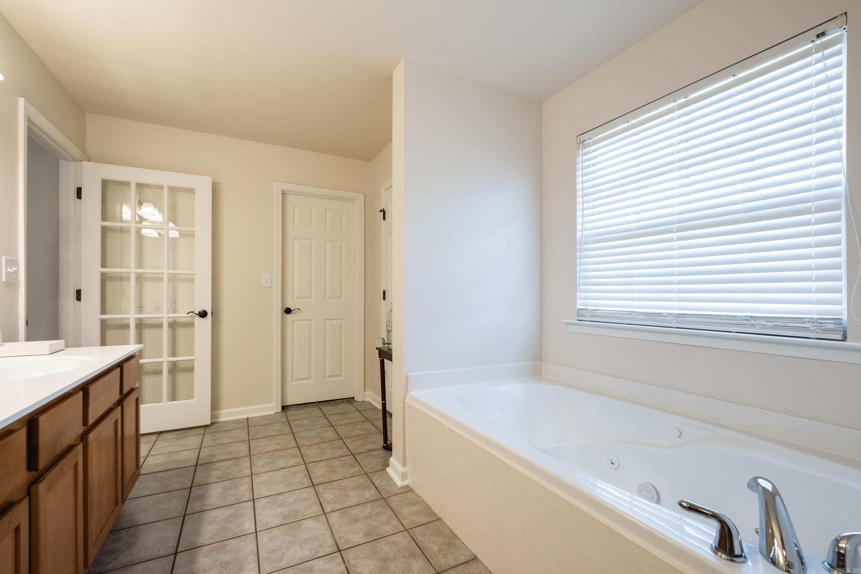 13616 Stonehenge Cove