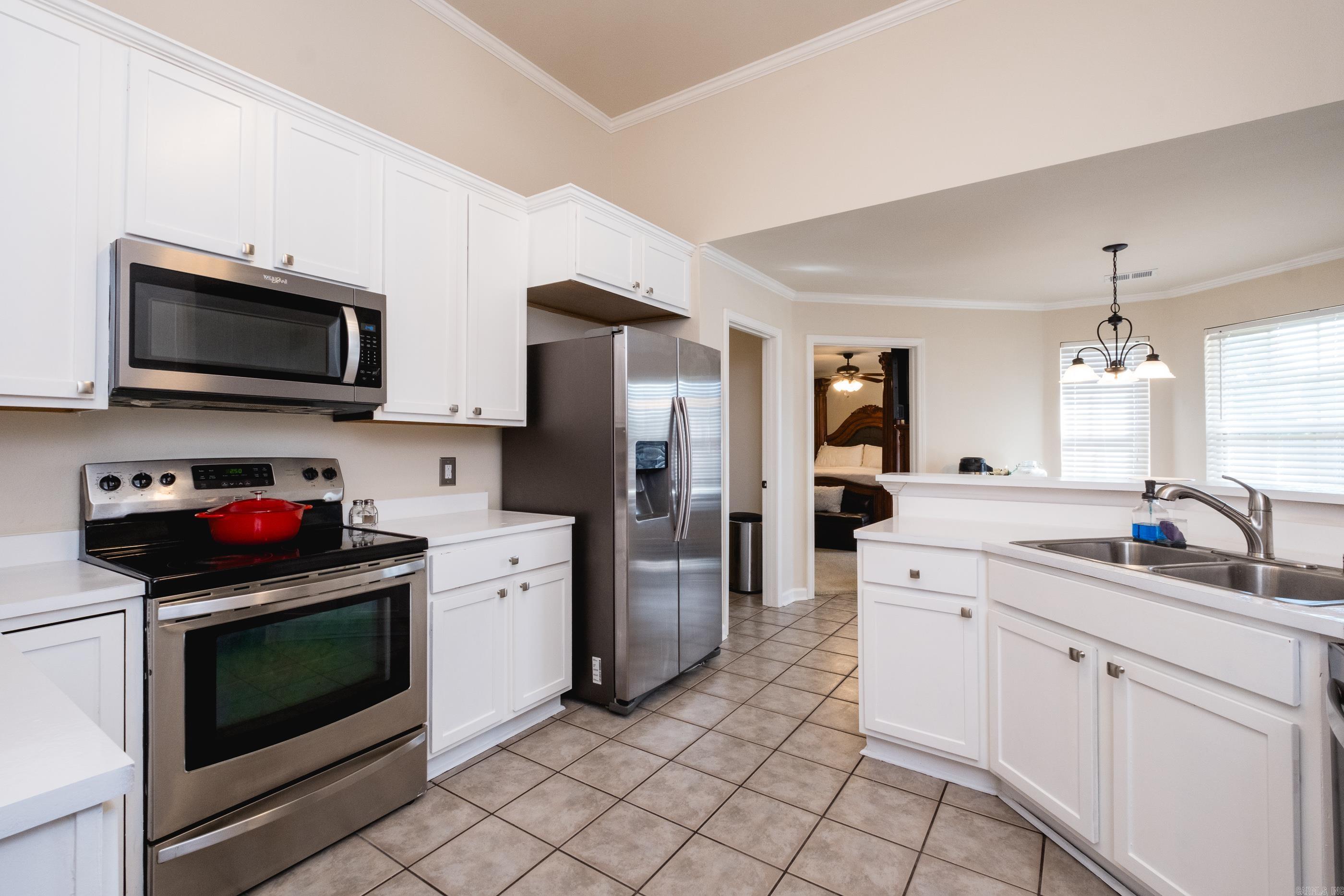 13616 Stonehenge Cove