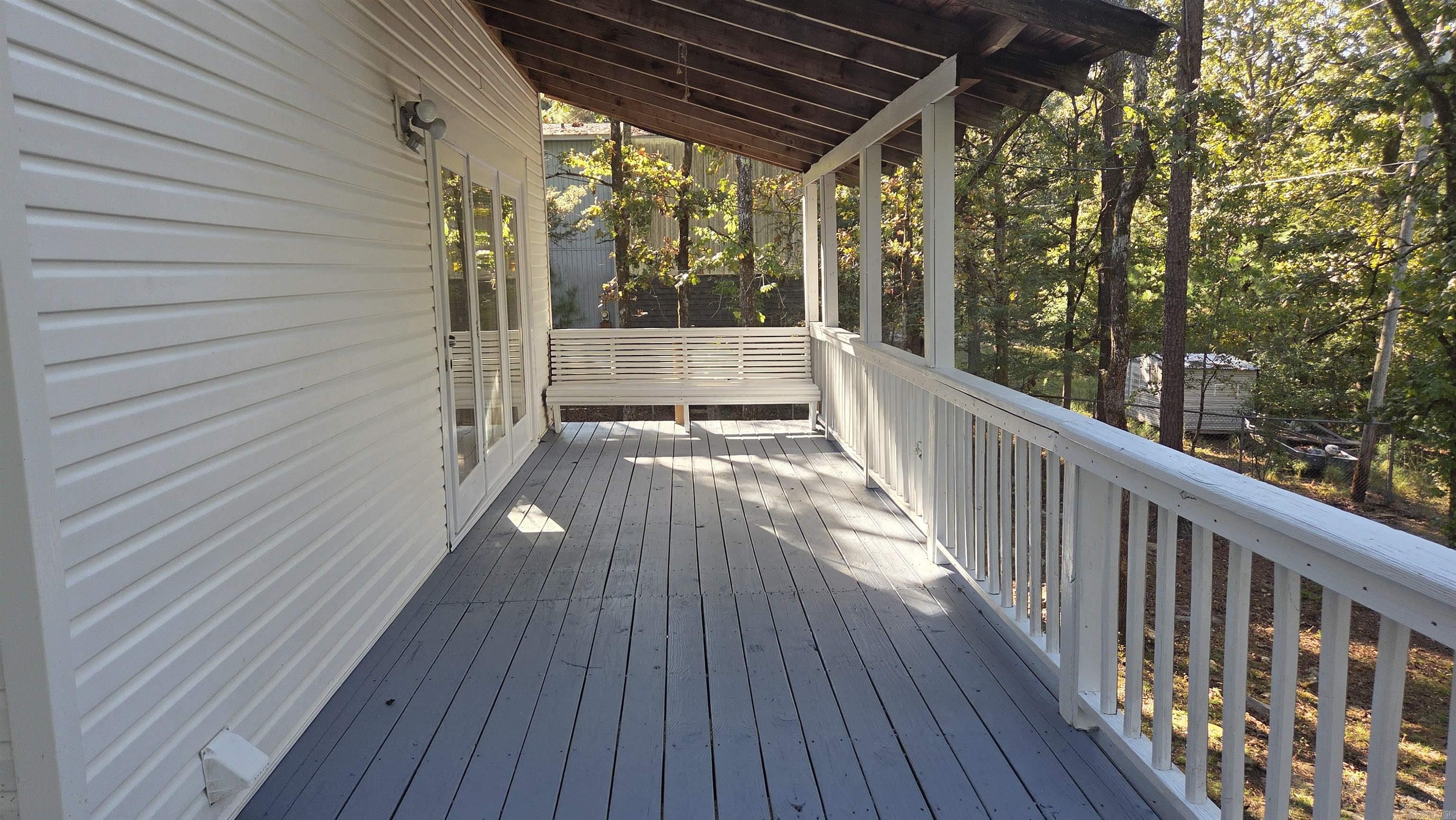 20 Forest Glades Cir