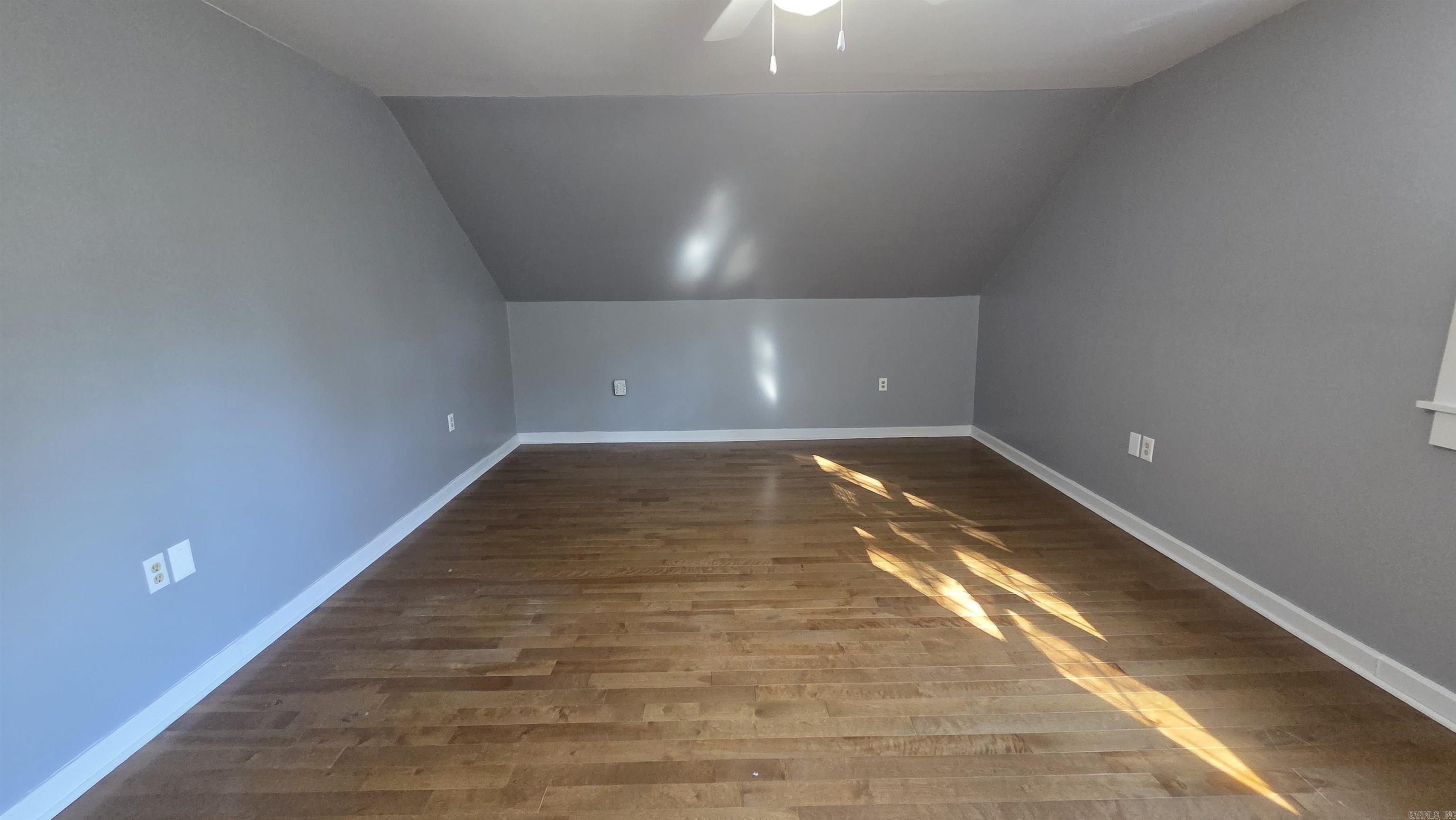 20 Forest Glades Cir