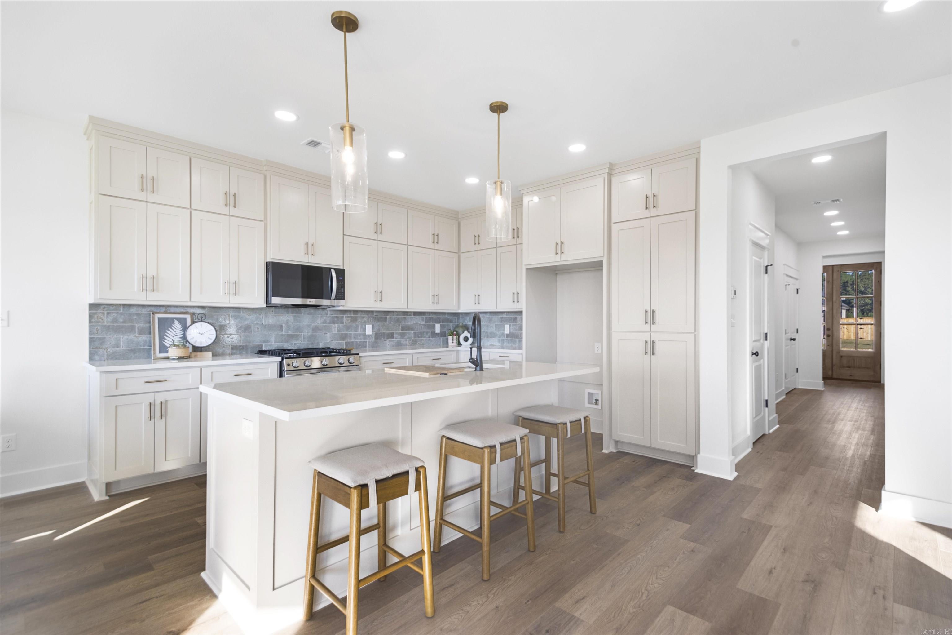 21041 Kinsley Lane