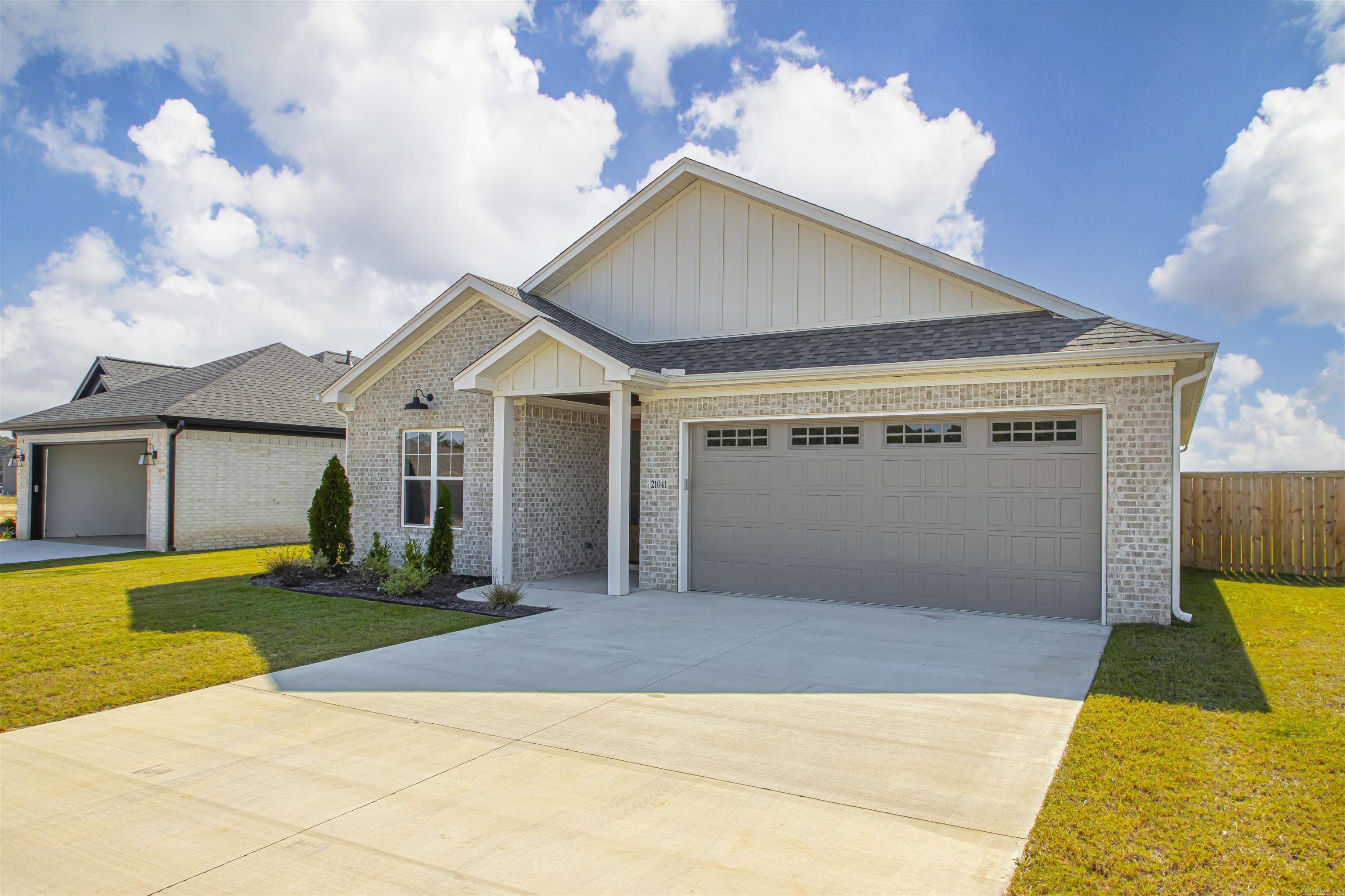 21041 Kinsley Lane