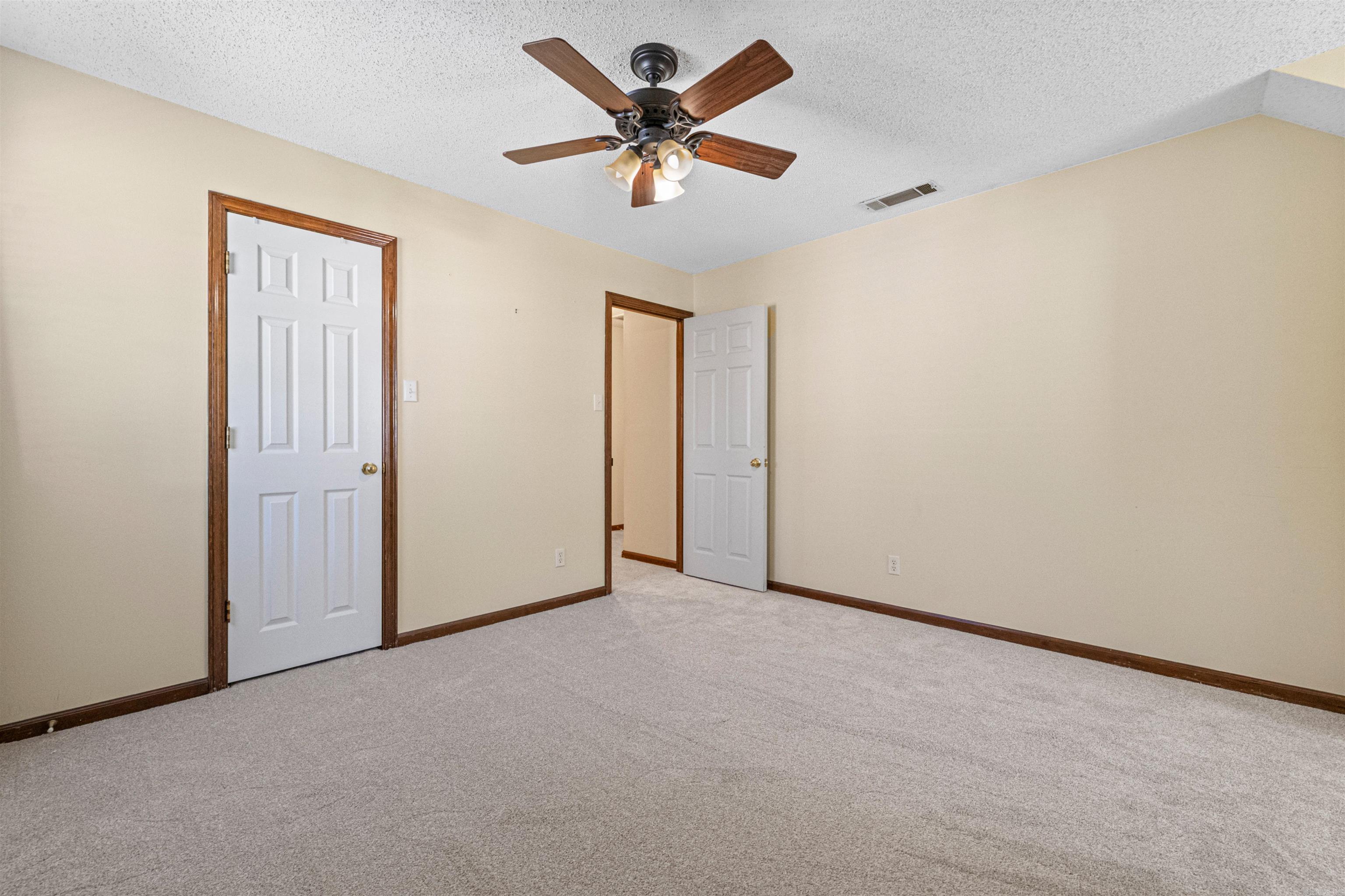 2100 Covington Drive