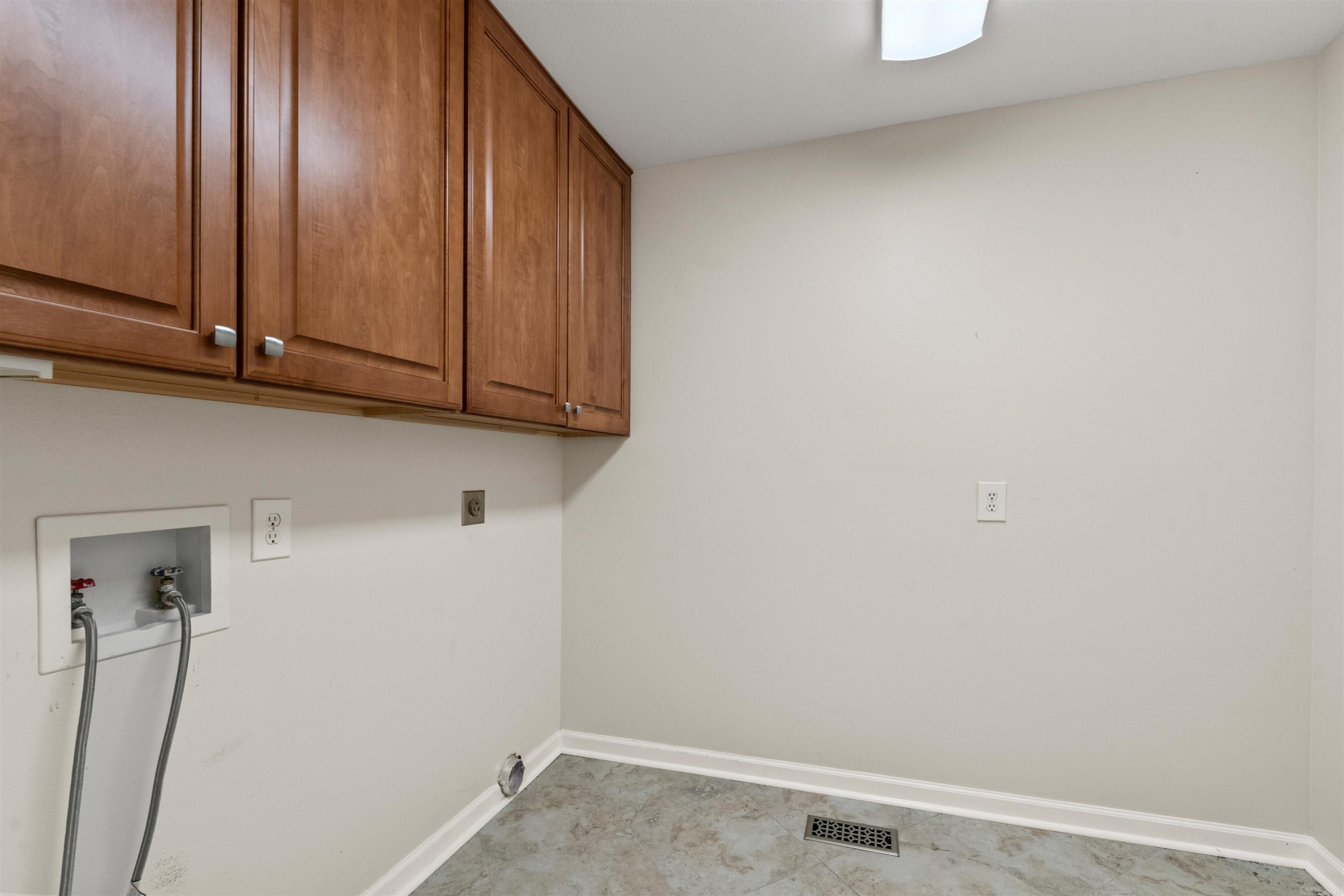 2100 Covington Drive