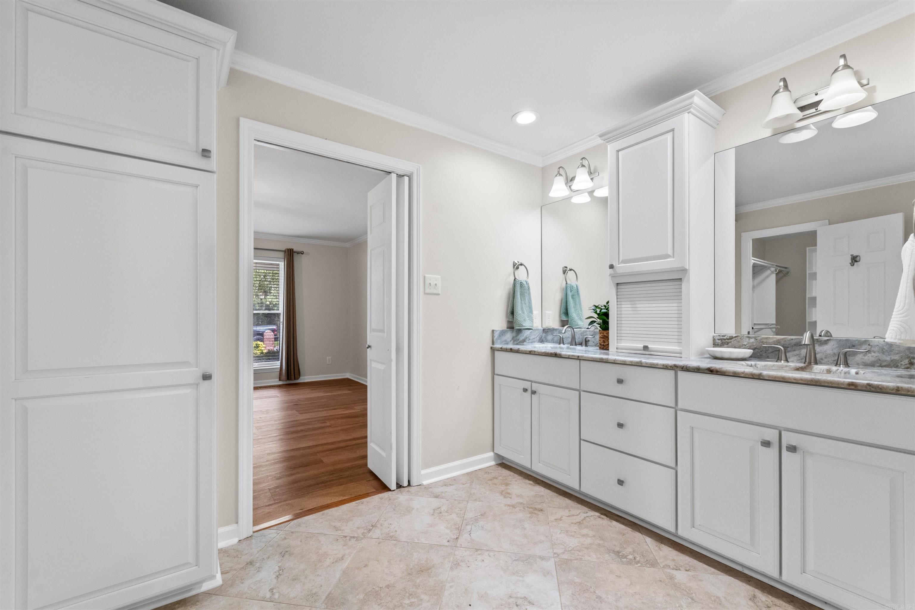 2100 Covington Drive