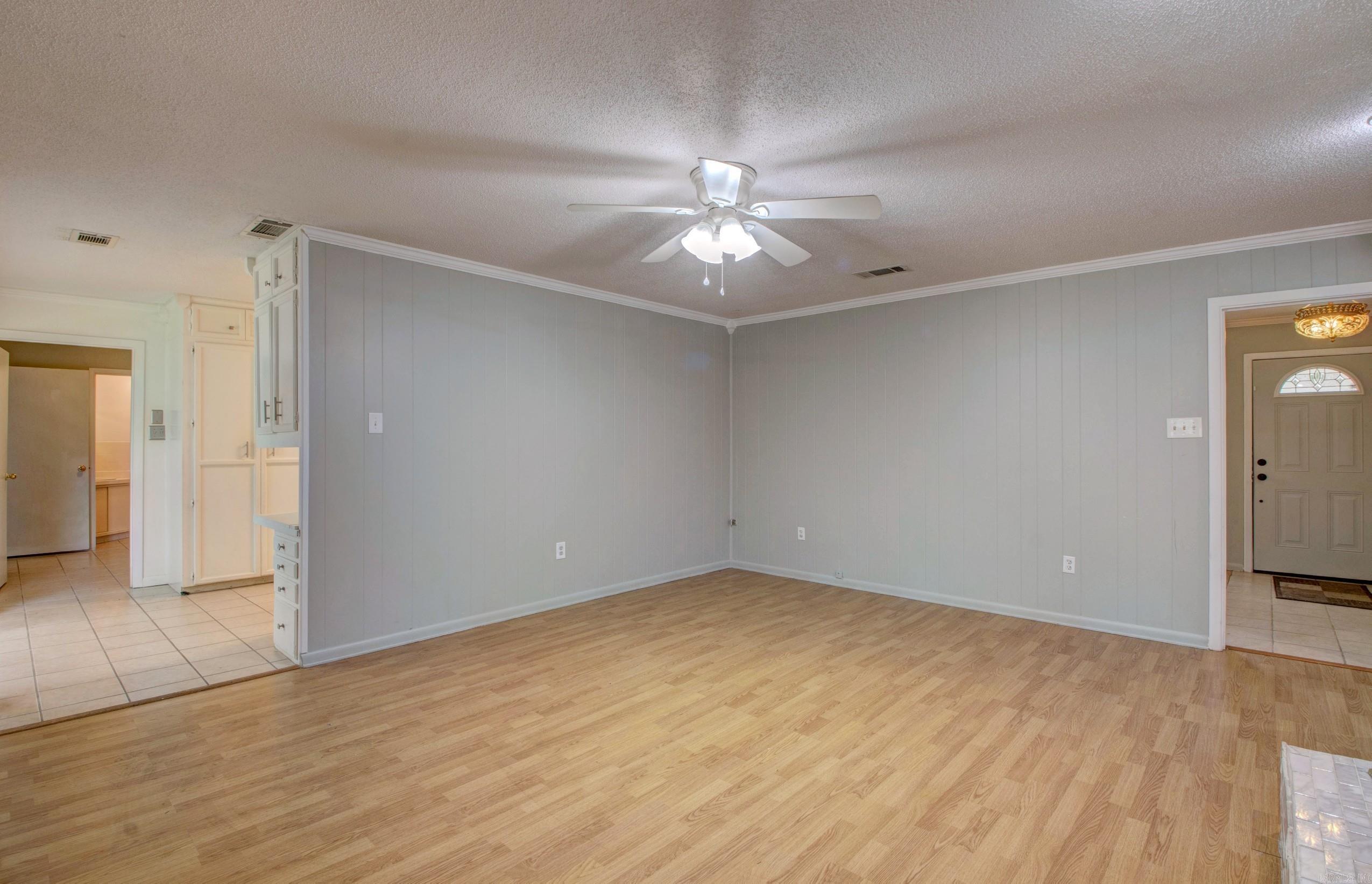 804 Burgandy Court