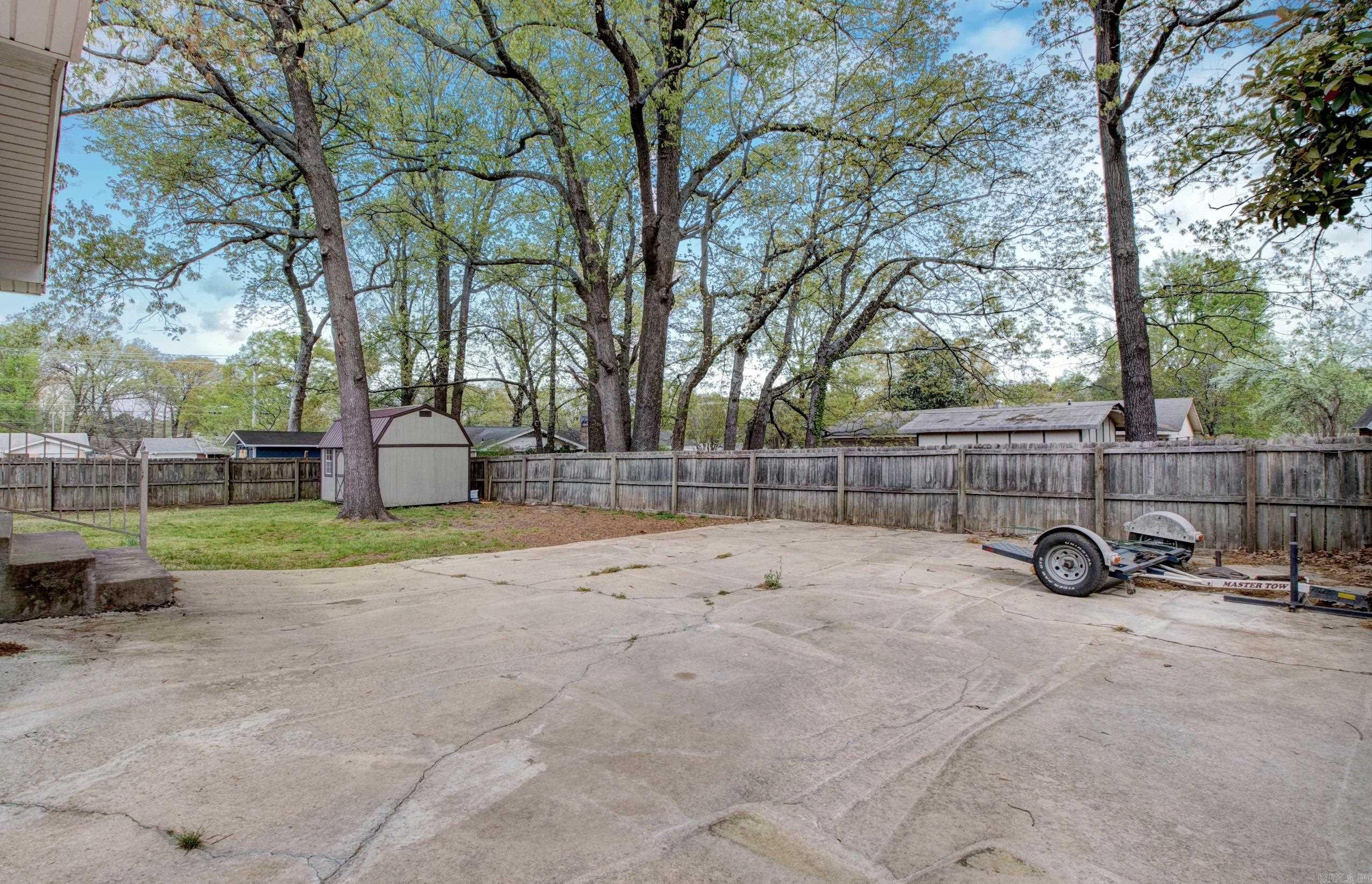 804 Burgandy Court