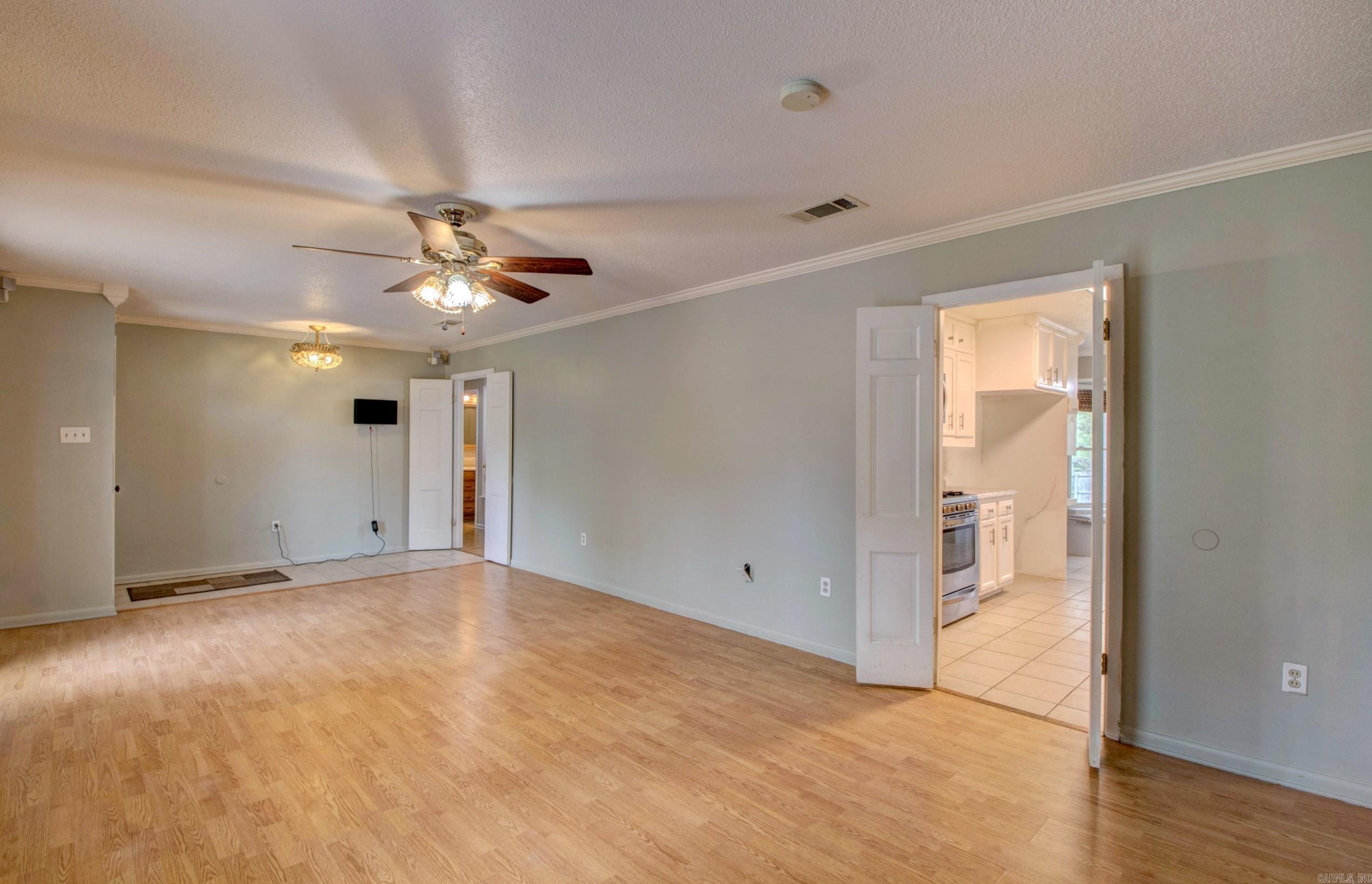 804 Burgandy Court