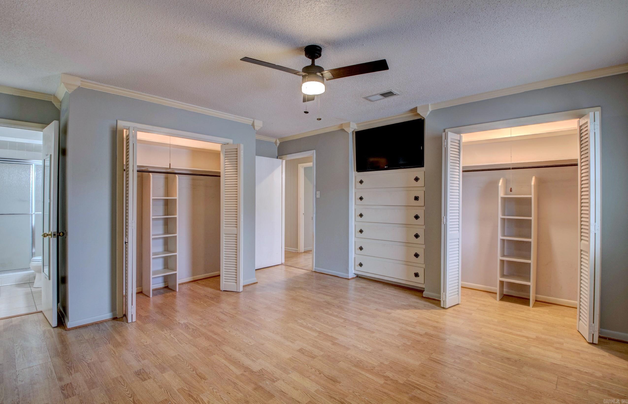 804 Burgandy Court