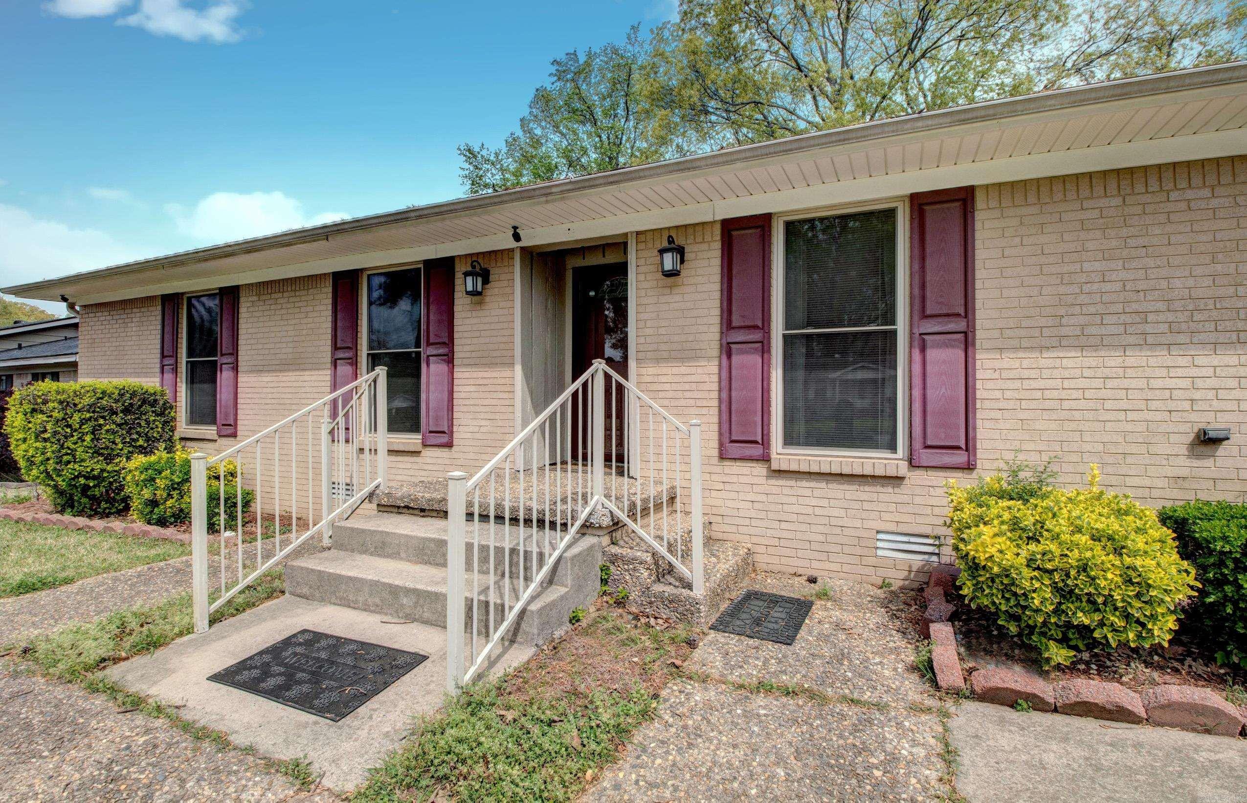 804 Burgandy Court