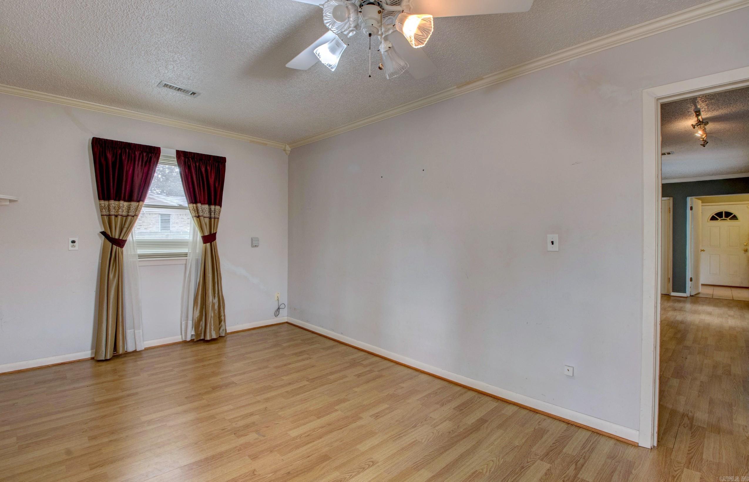 804 Burgandy Court