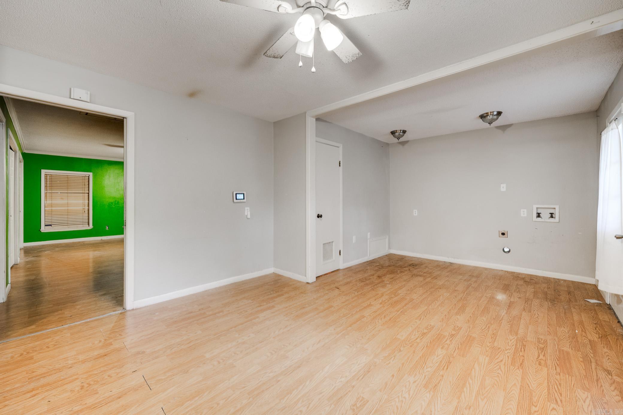 6312 Rolling Hills Dr