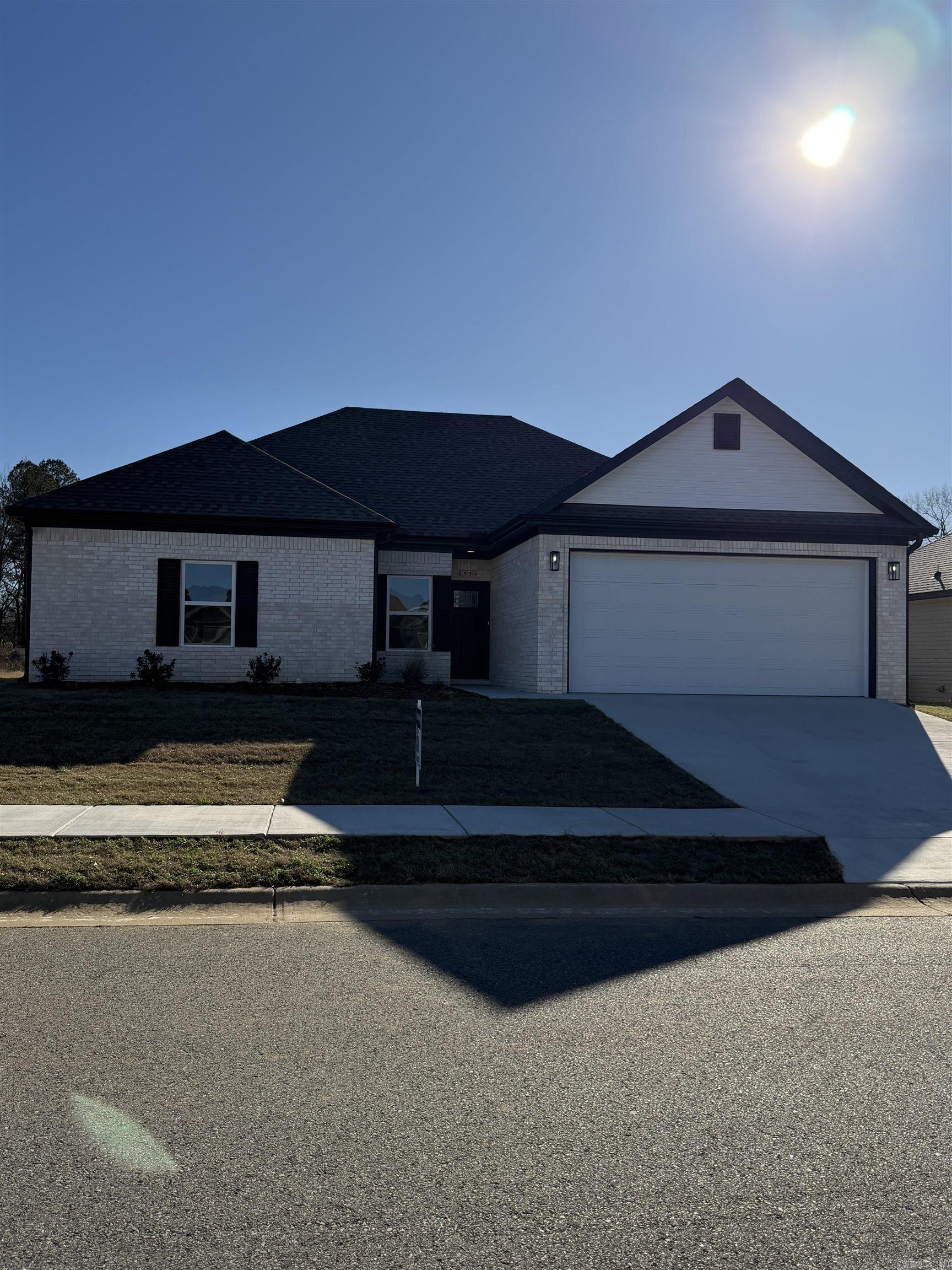 6554 AMALIE DRIVE