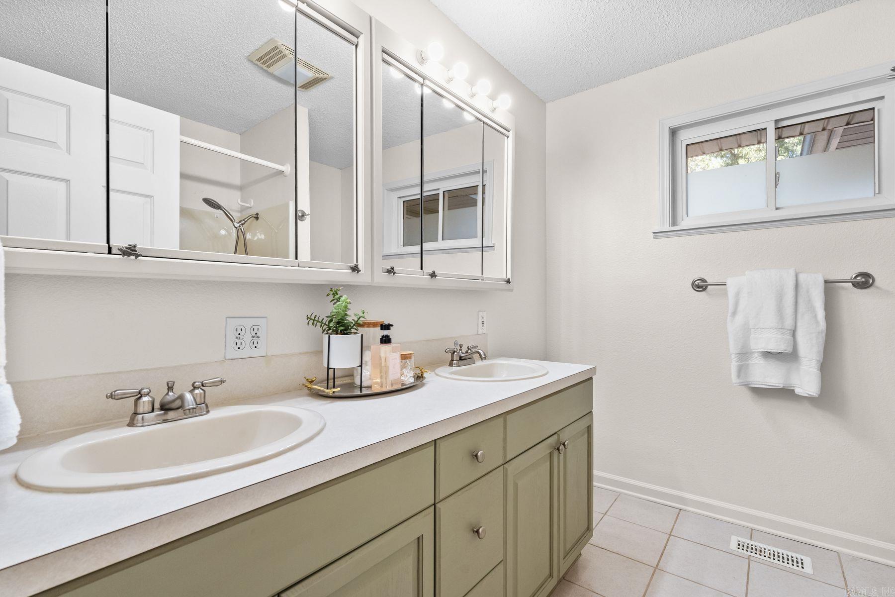 140 & 142 Mountain Laurel Lane