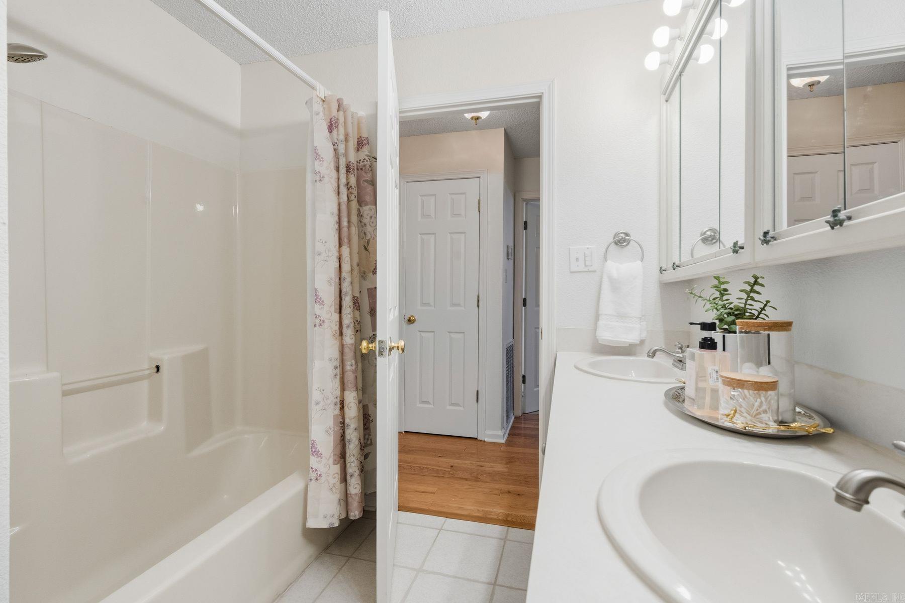 140 & 142 Mountain Laurel Lane