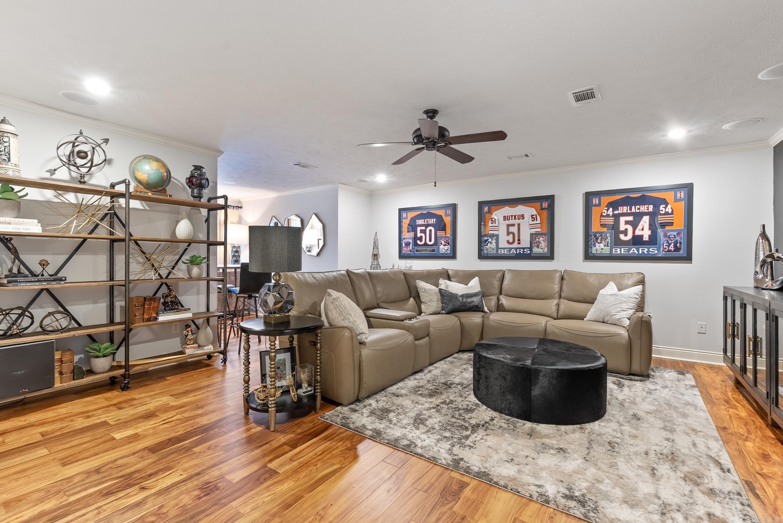 5050 Bay Hill Drive