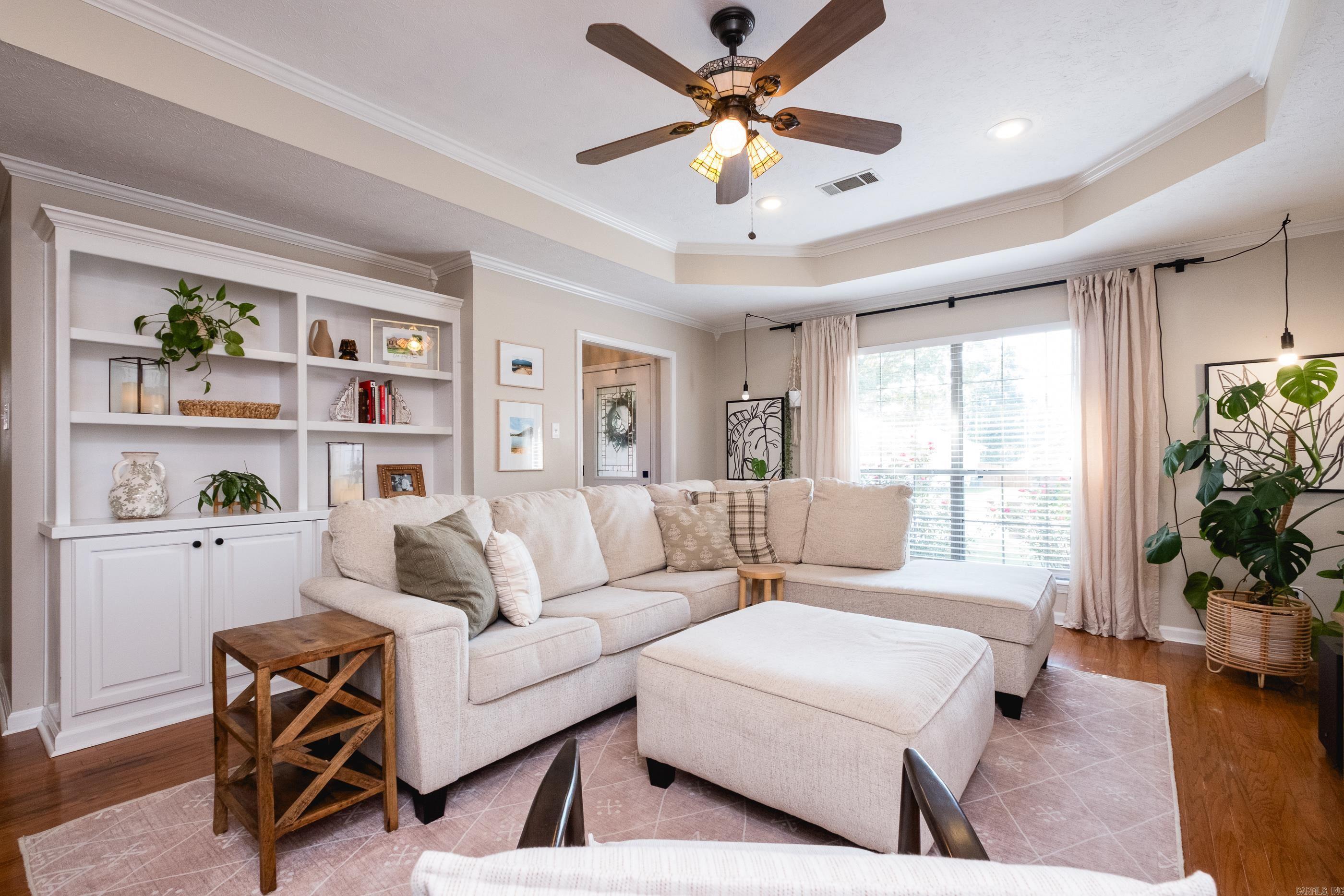 170 Diamond Pointe Drive