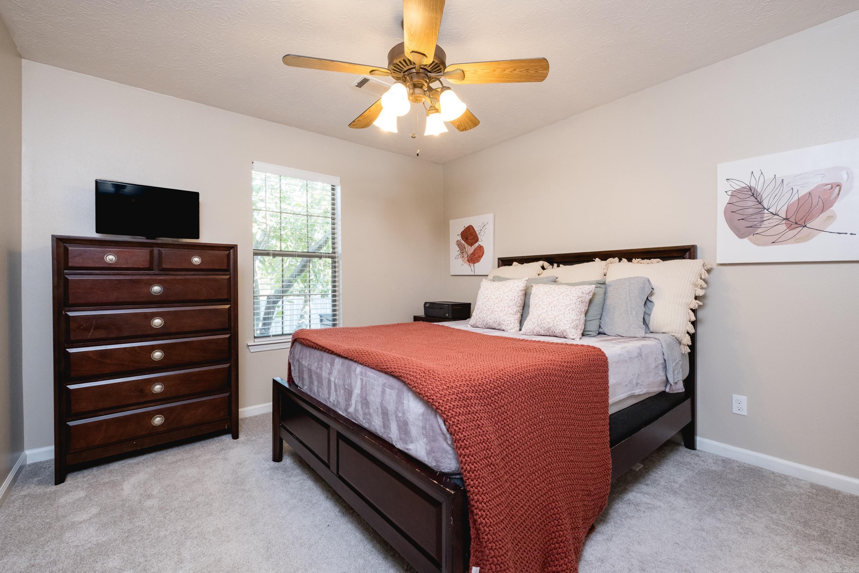 170 Diamond Pointe Drive