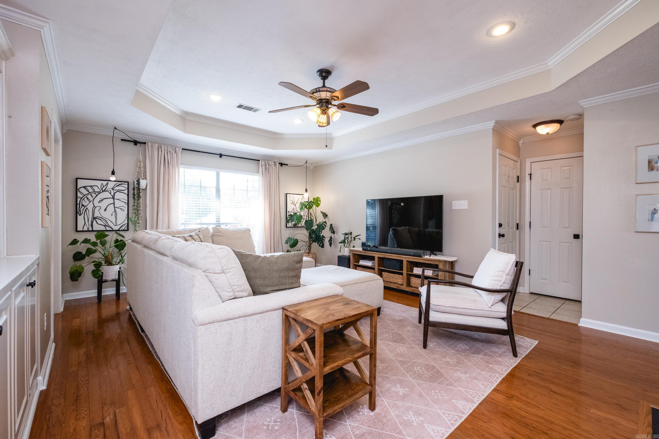 170 Diamond Pointe Drive