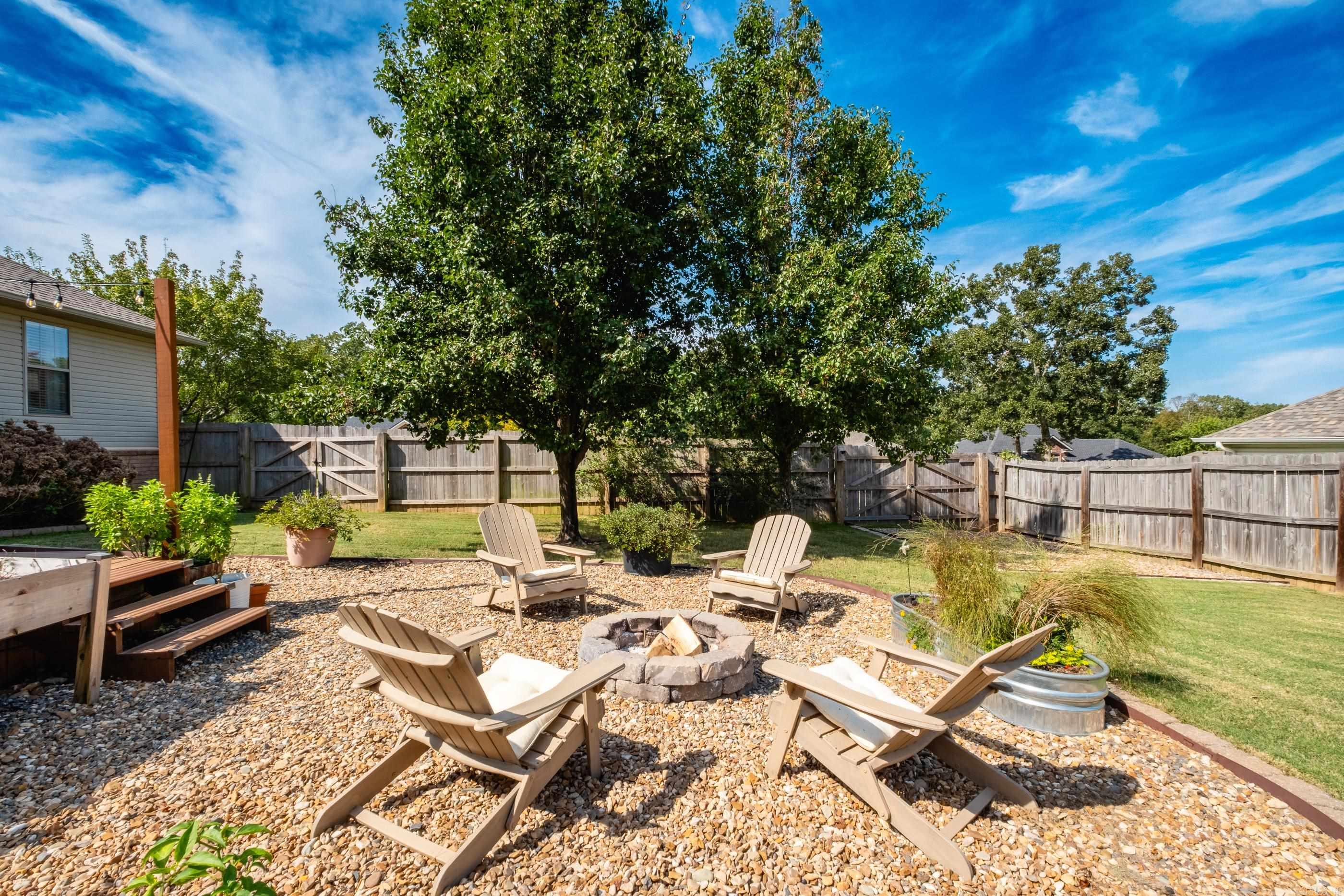 170 Diamond Pointe Drive