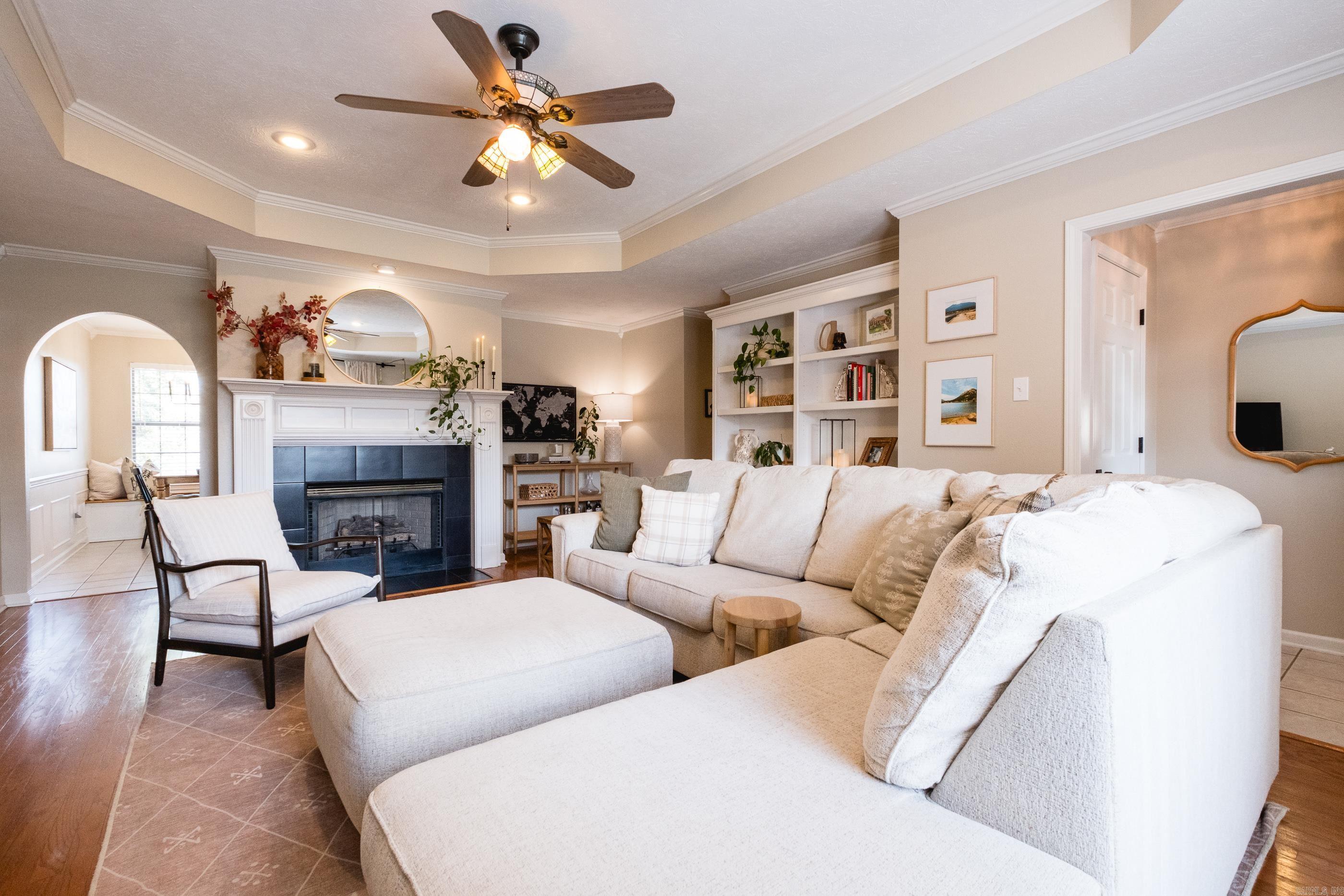 170 Diamond Pointe Drive