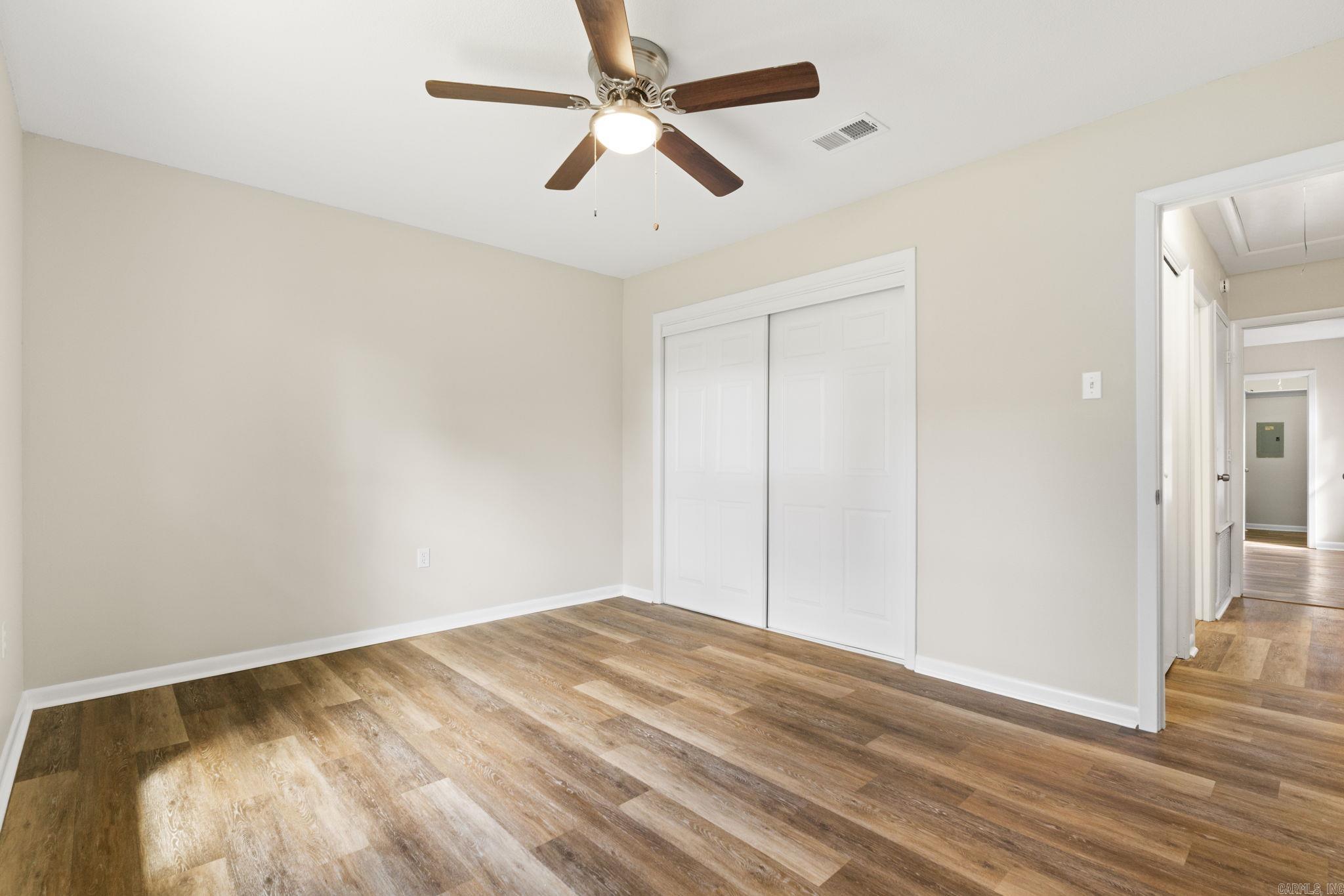 10 W Post Oak Drive