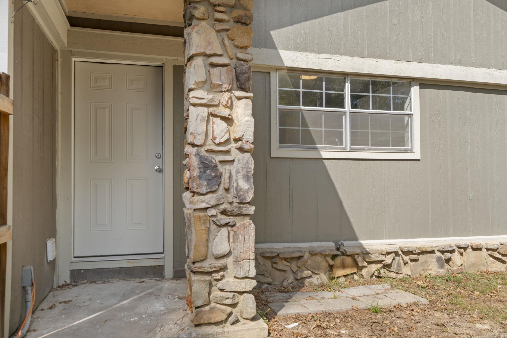10 W Post Oak Drive