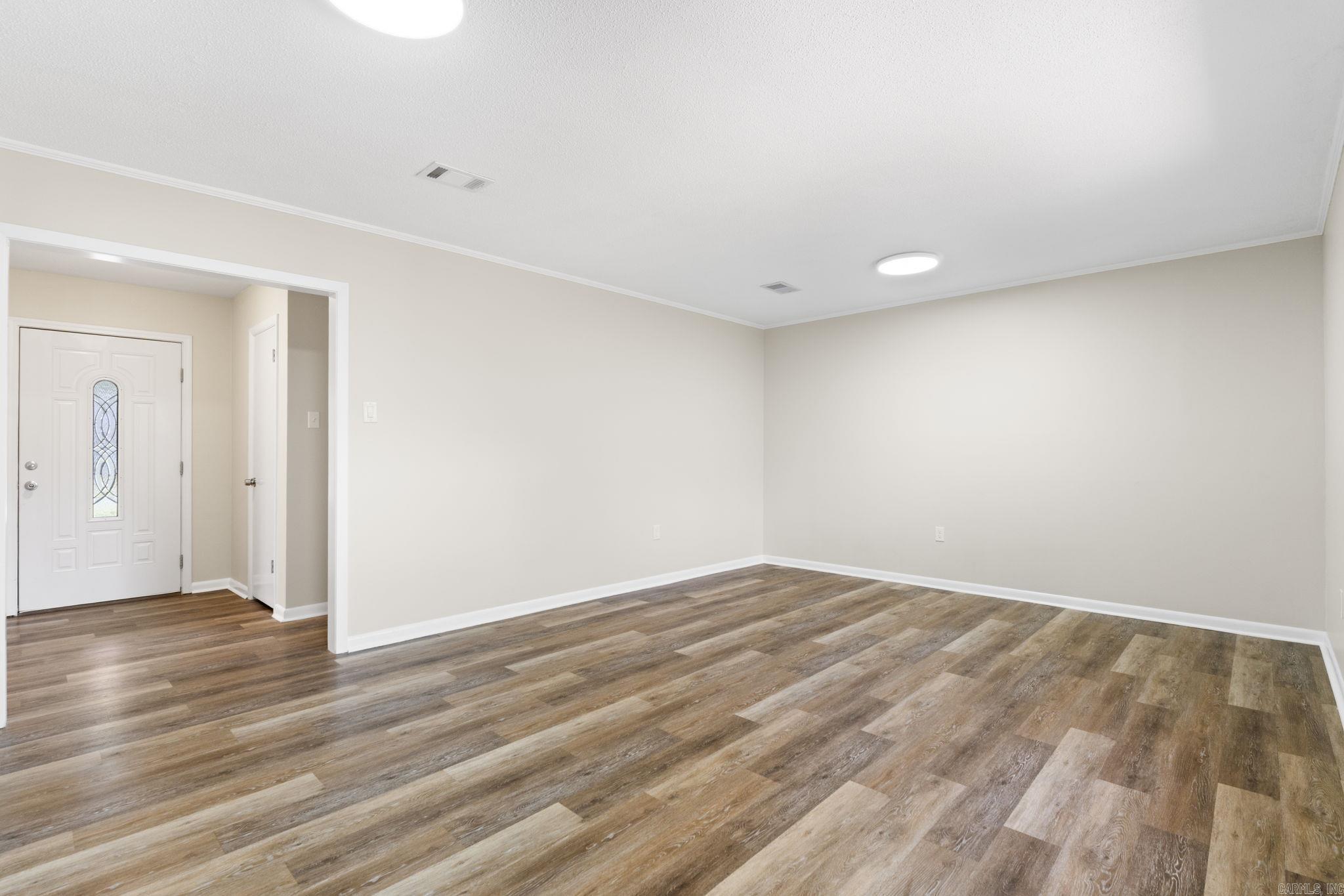 10 W Post Oak Drive