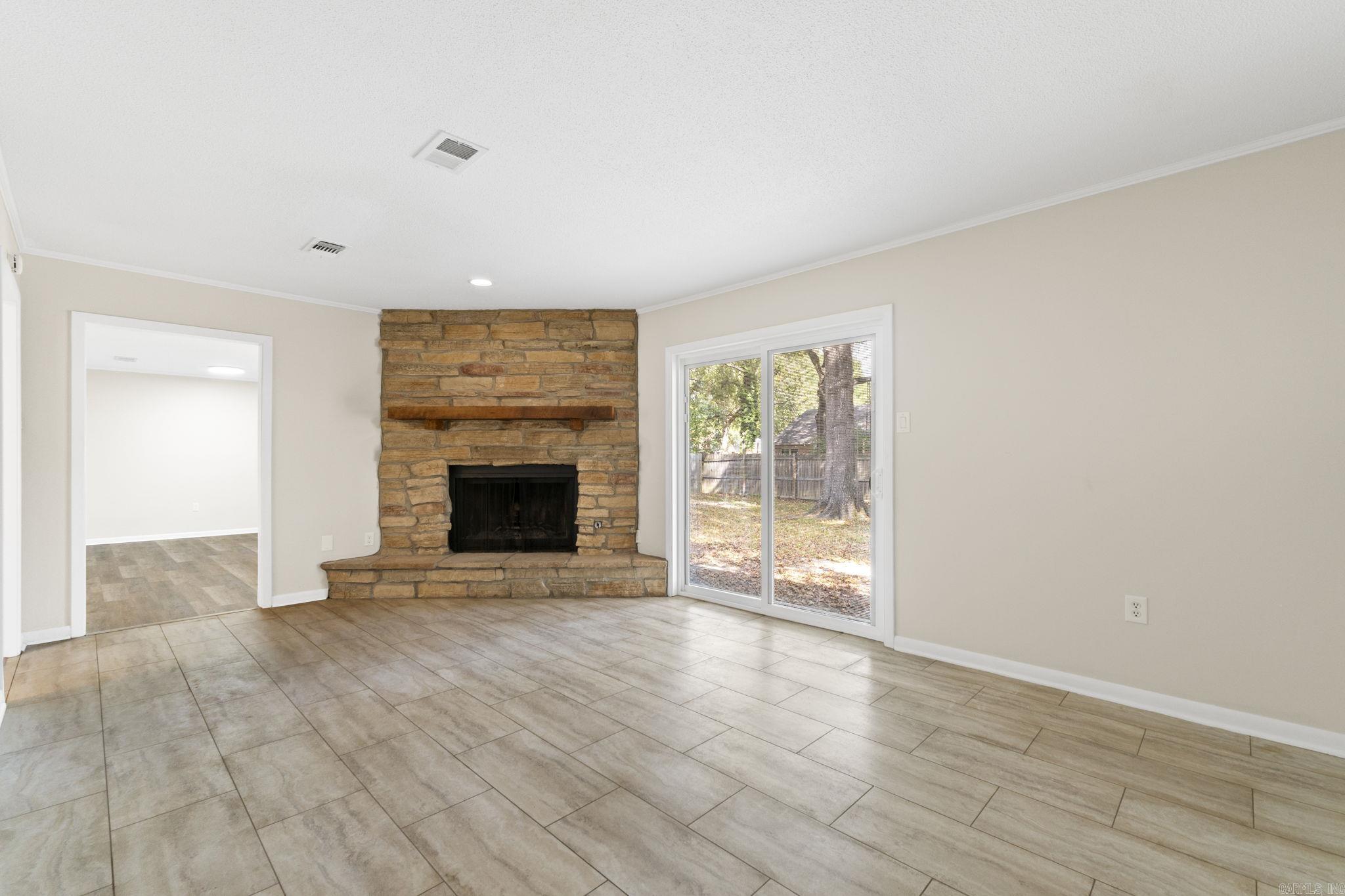 10 W Post Oak Drive