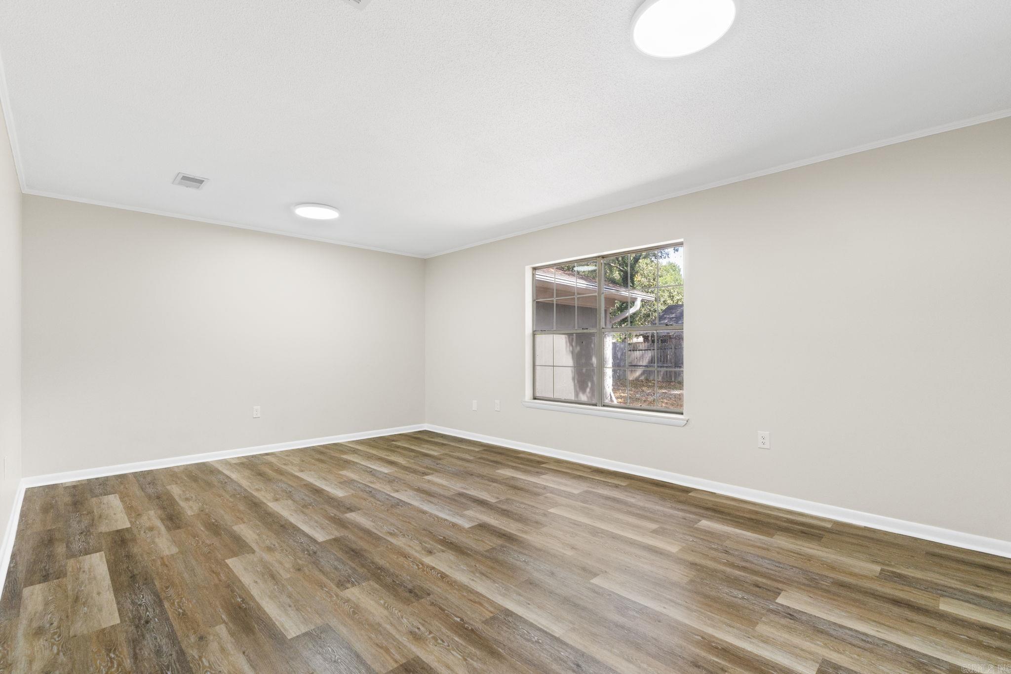 10 W Post Oak Drive