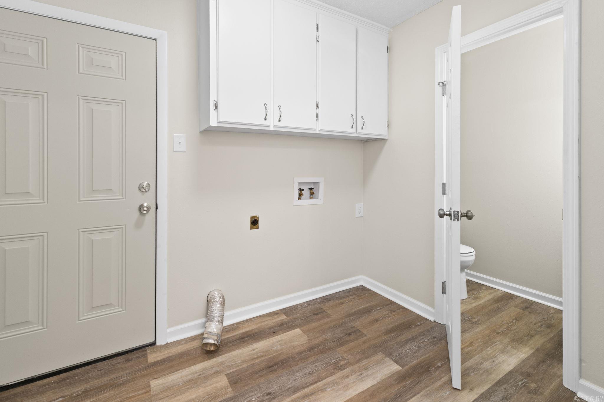 10 W Post Oak Drive