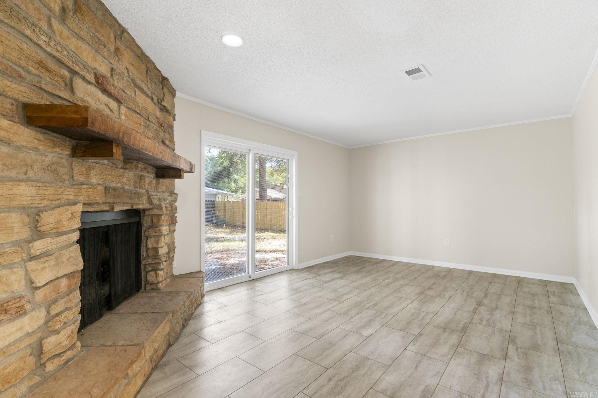 10 W Post Oak Drive