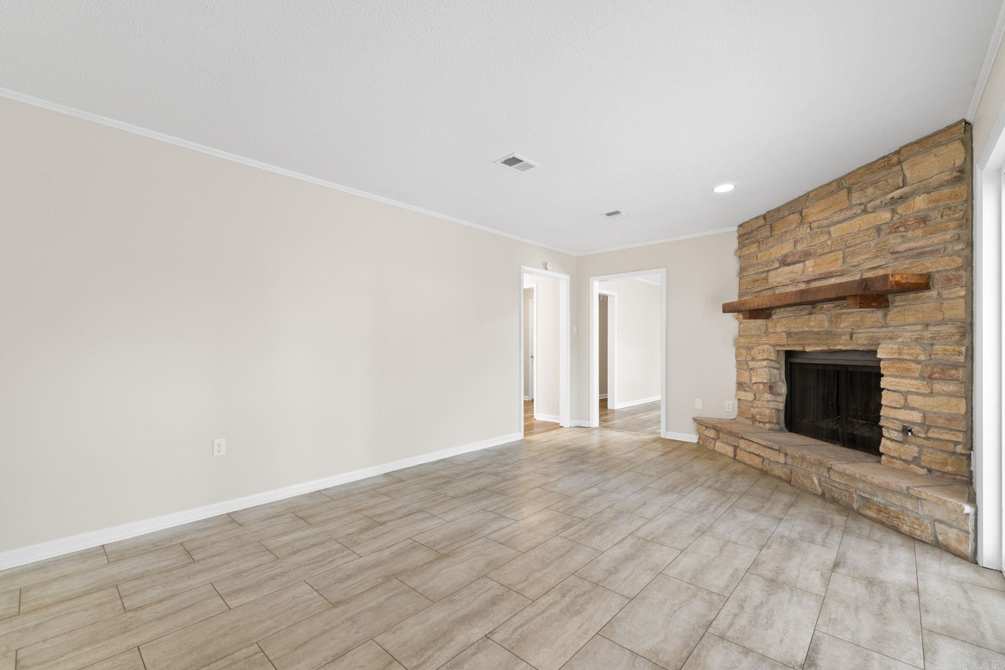 10 W Post Oak Drive